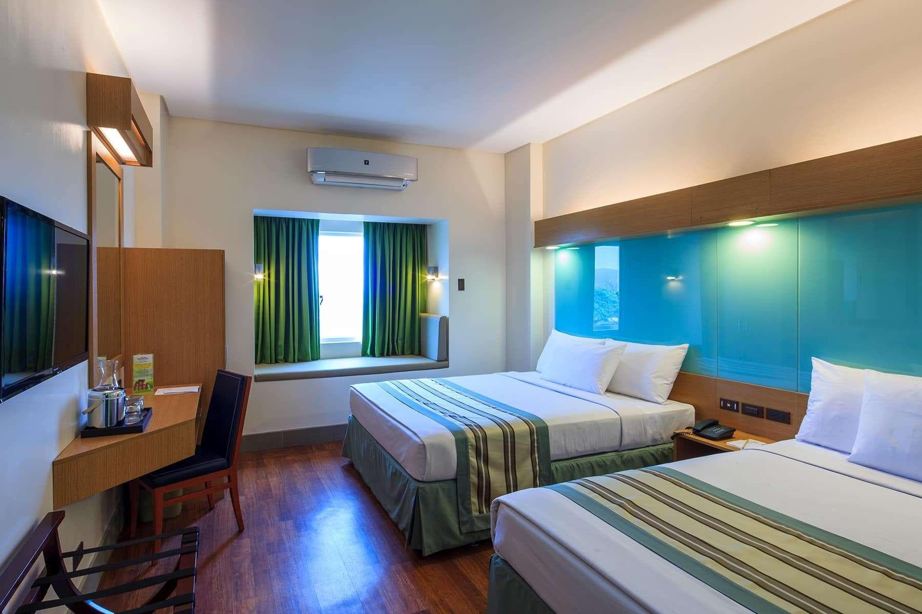 Microtel by Wyndham South Forbes near Nuvali photo 2