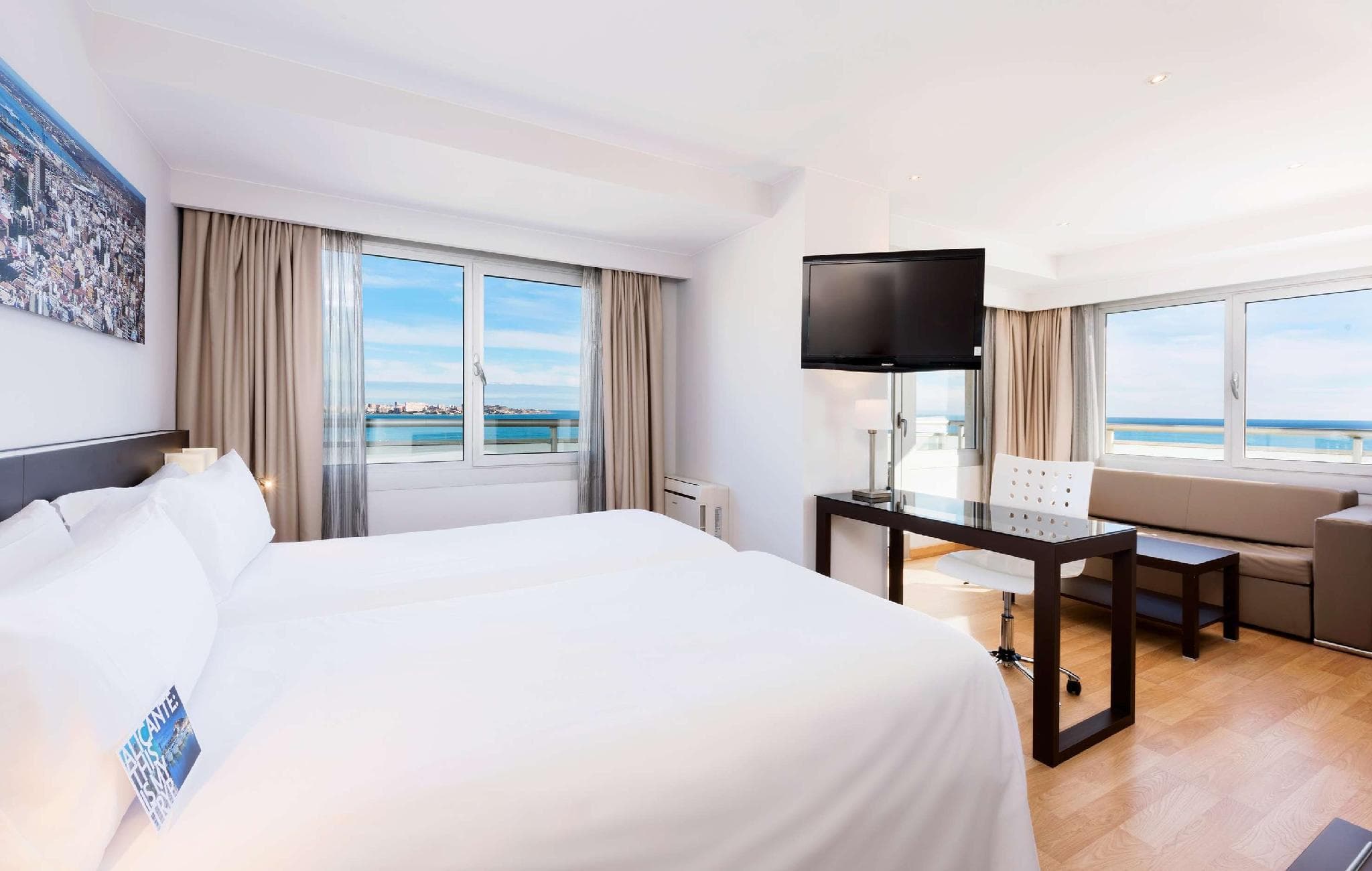 Hotel Alicante Gran Sol Affiliated by Meliá photo 2