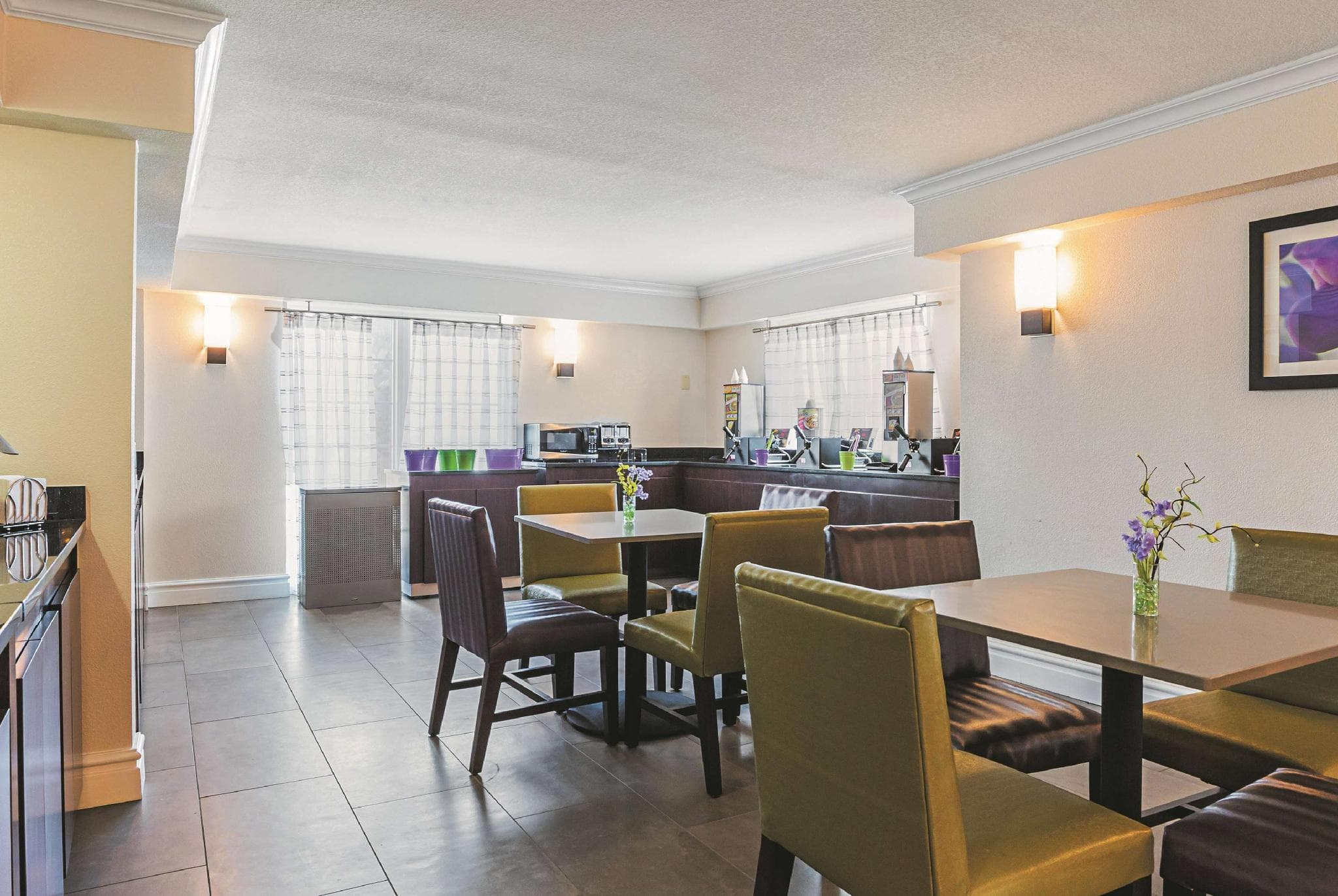 Wingate by Wyndham Galveston Beachfront at the Seawall photo 3