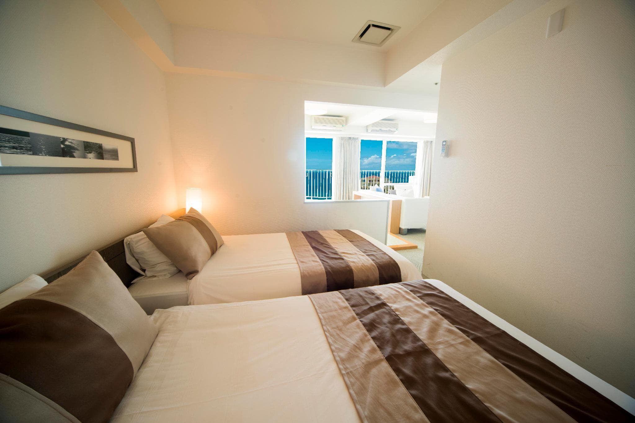 The Beach Tower Okinawa Hotel -Kyoritsu Resort photo 2