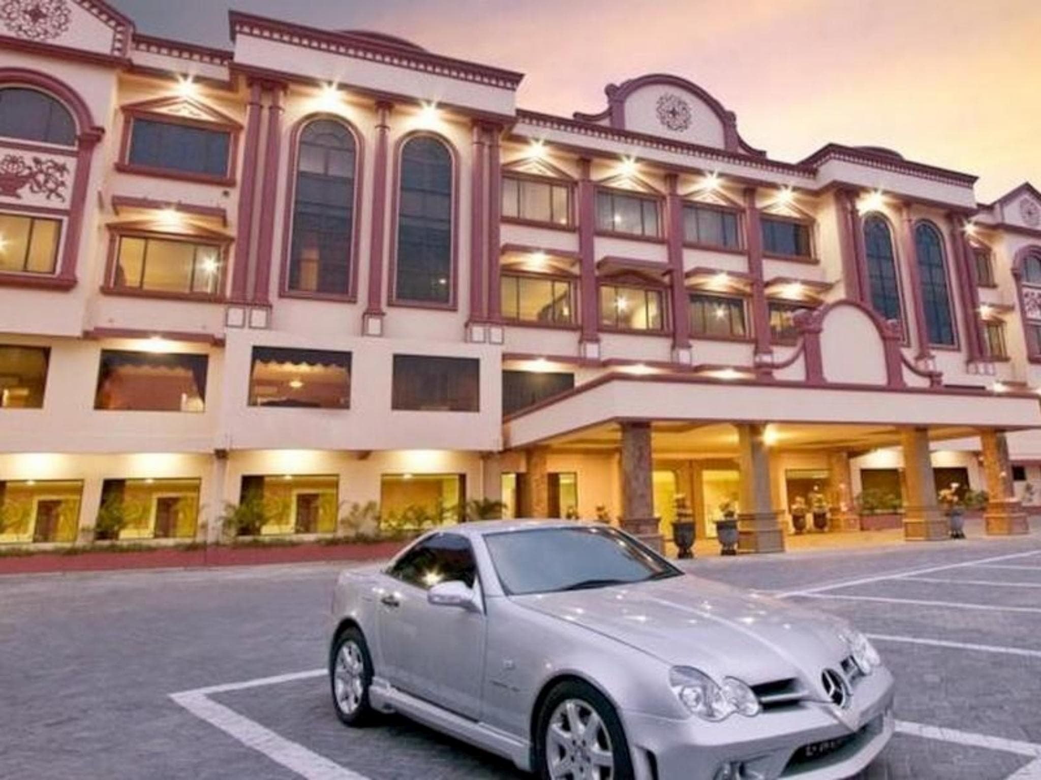 Hotel Utami photo 4