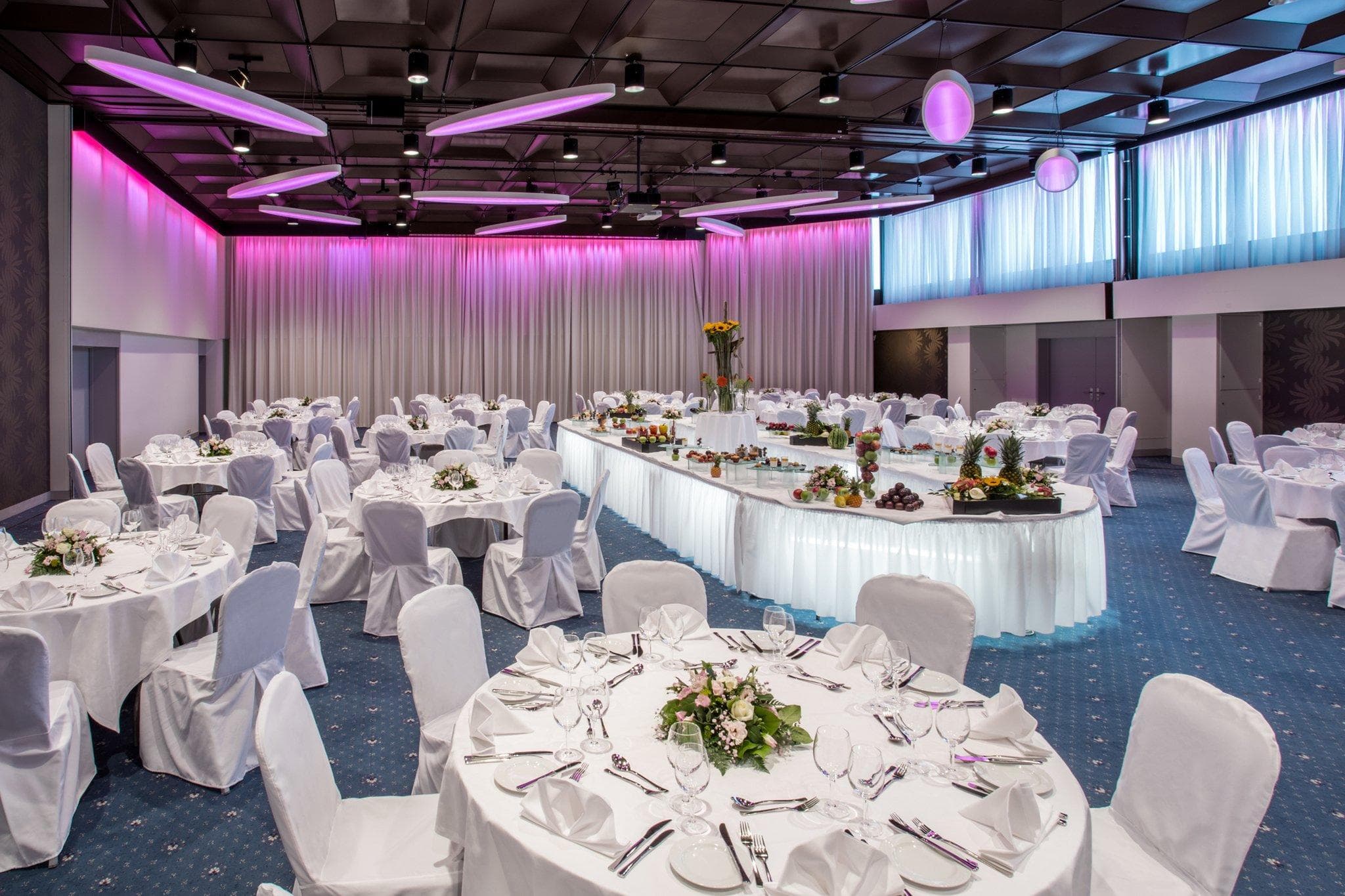 Crowne Plaza Zurich By IHG photo 5
