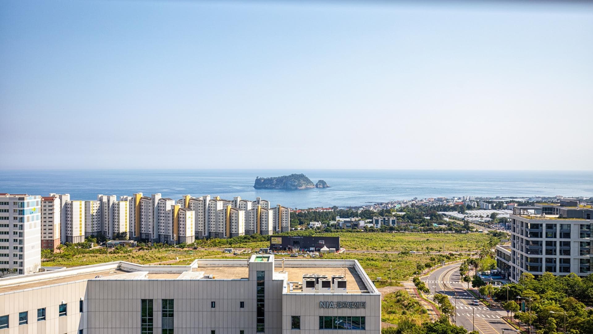 Eastern Hotel Jeju photo 5