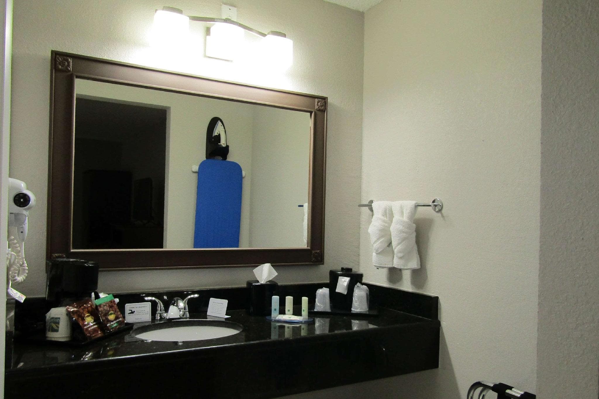 Quality Inn & Suites Kissimmee near Main Gate photo 2
