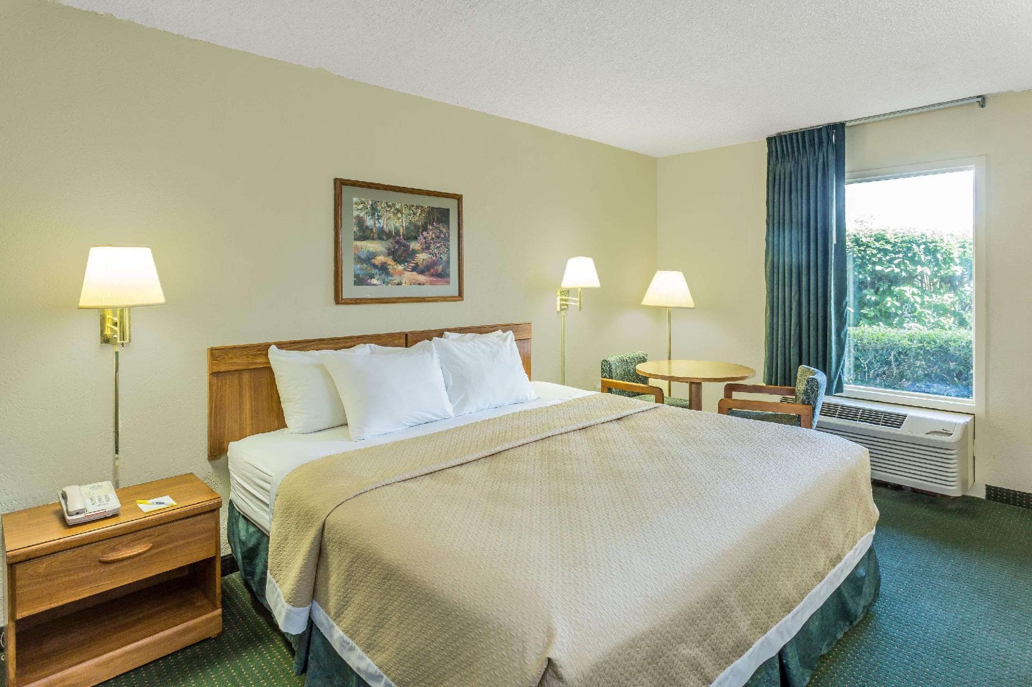 Days Inn by Wyndham Lake Park/Valdosta photo 2