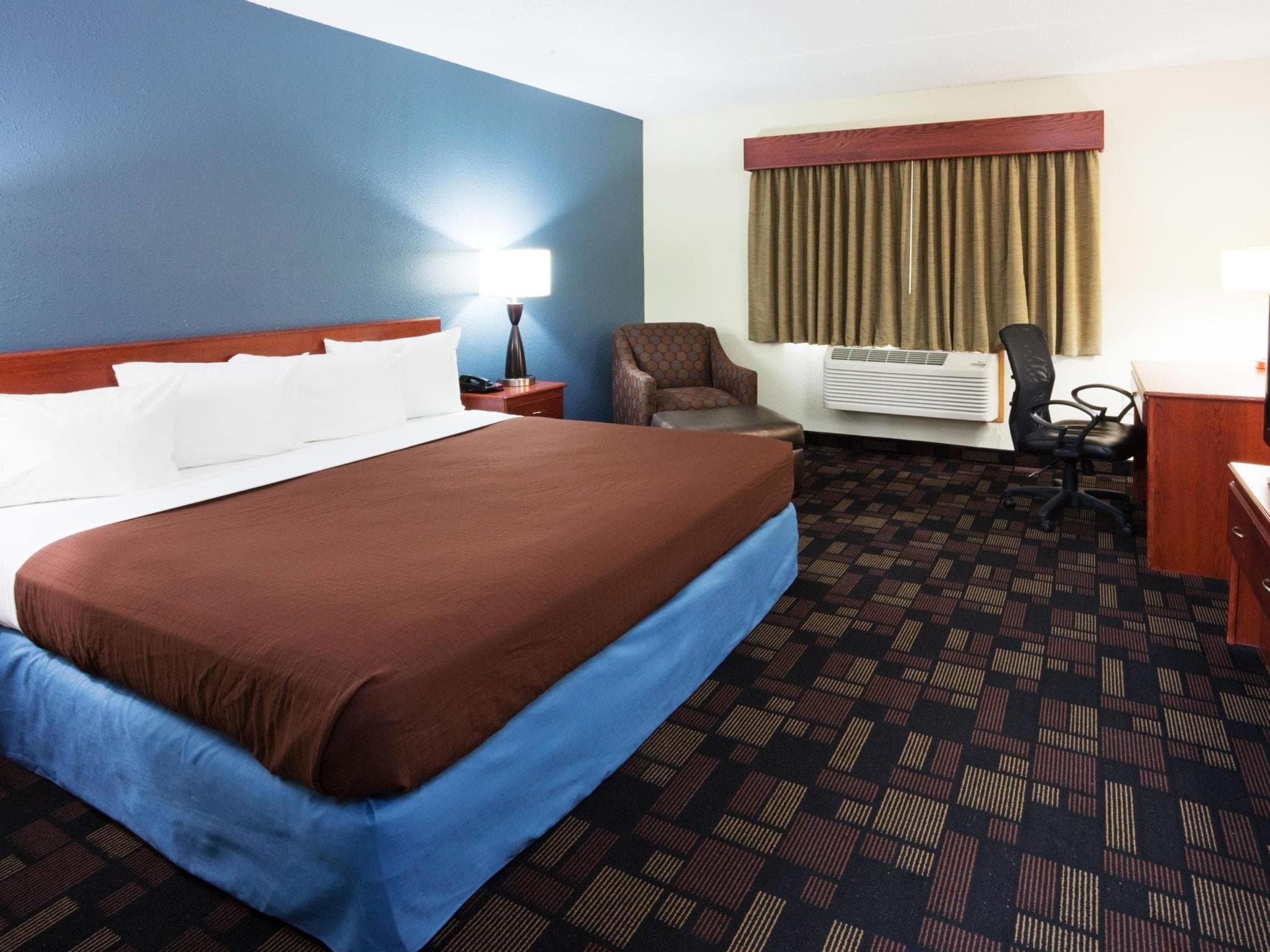 AmericInn by Wyndham Austin photo 4