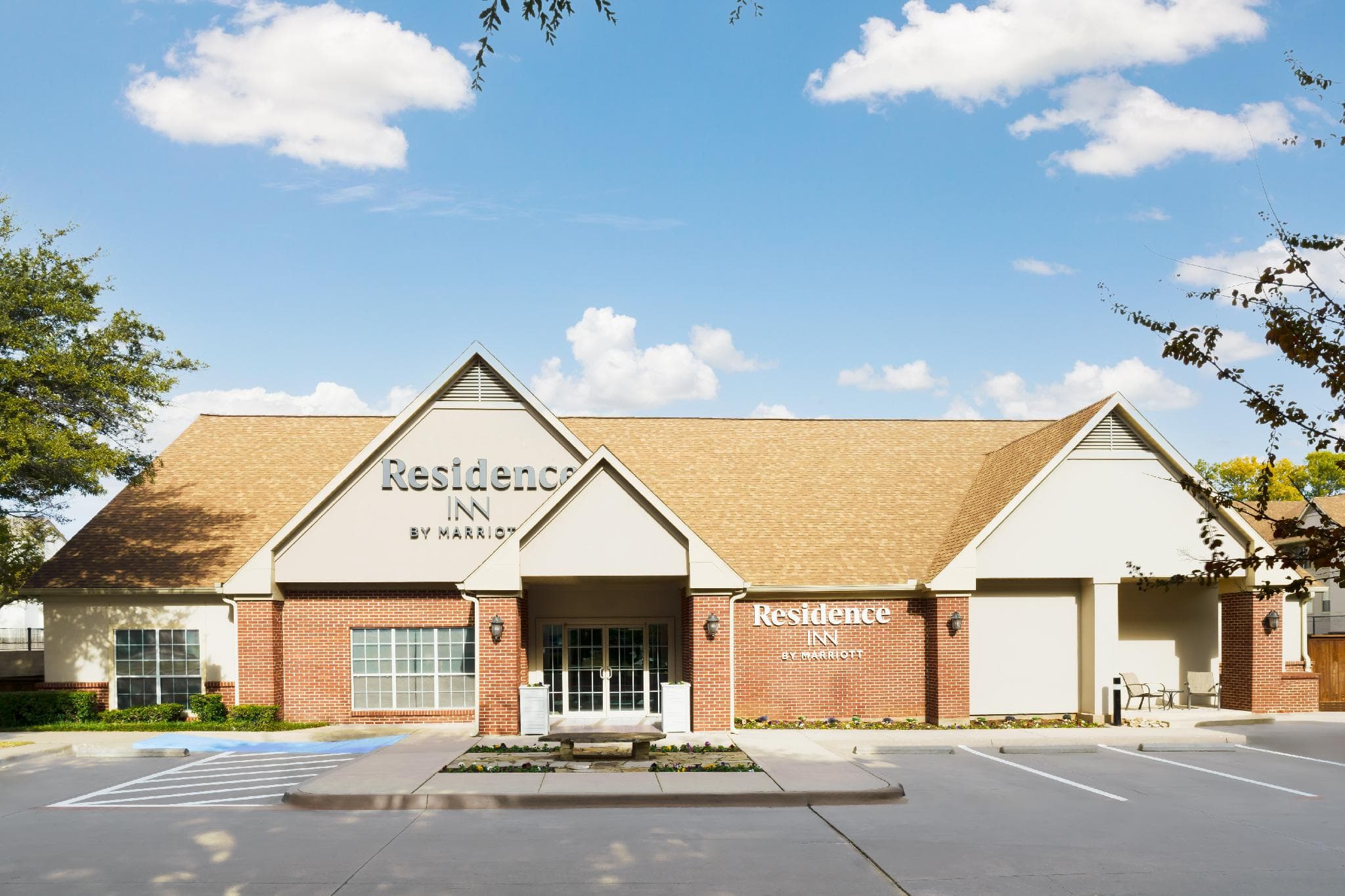 Residence Inn by Marriott Arlington