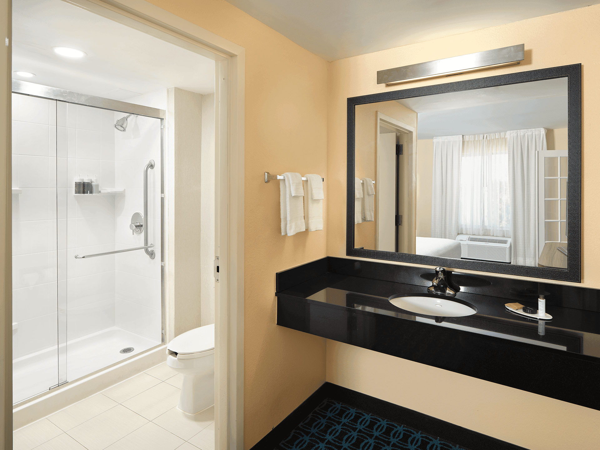 Fairfield by Marriott Inn & Suites Raleigh-Durham Airport/Research Triangle Park photo 2