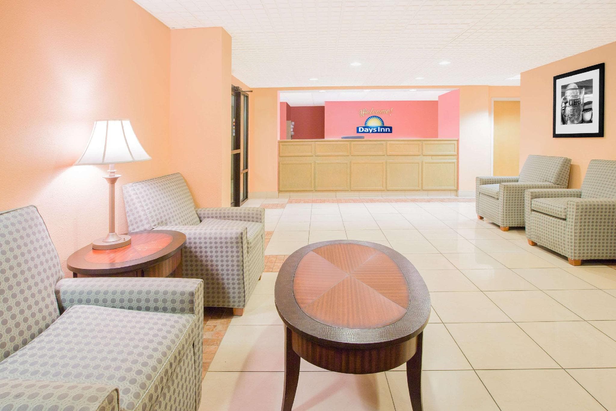 Days Inn by Wyndham Hattiesburg MS photo 5