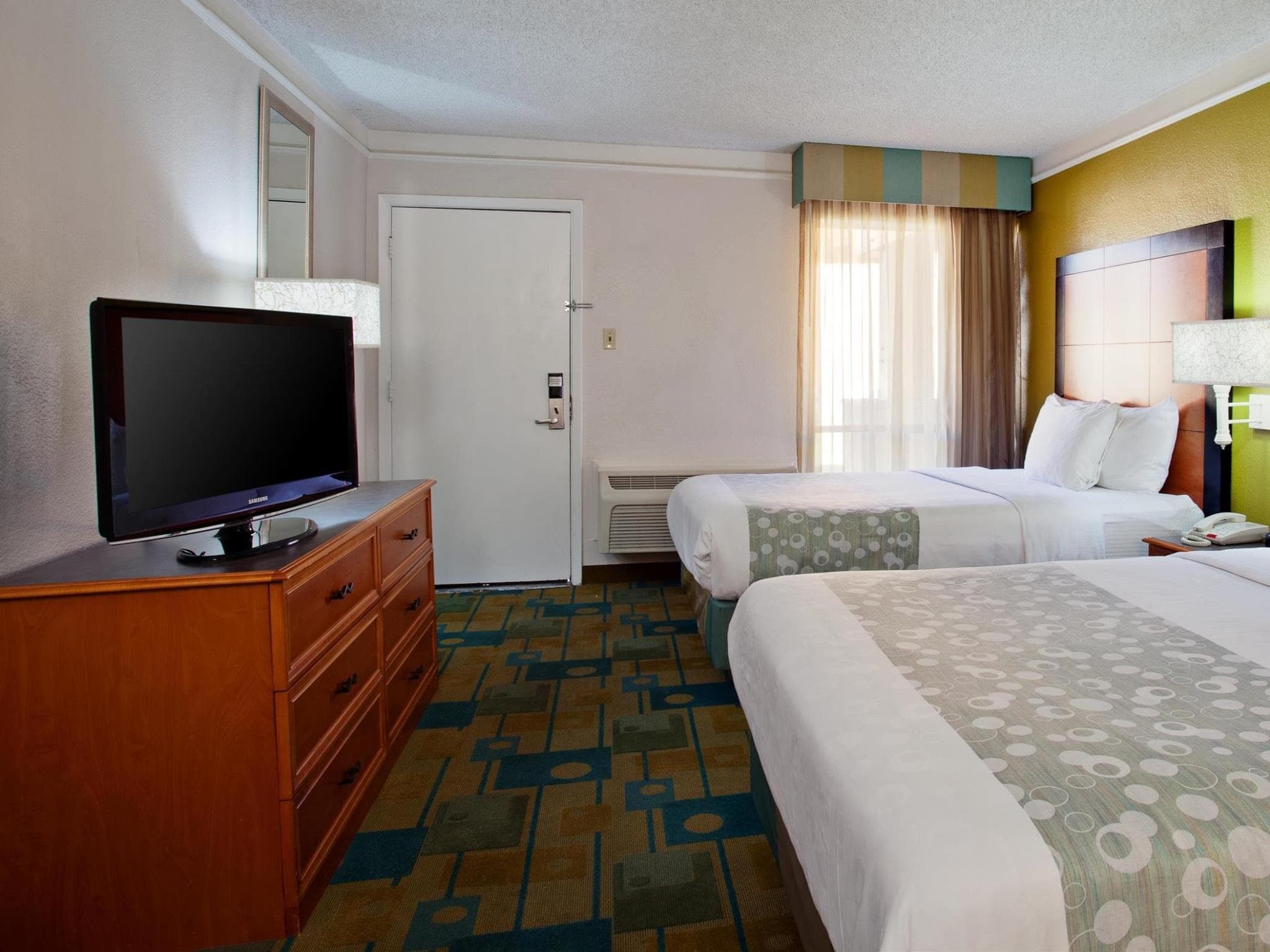Travelodge by Wyndham Phoenix North