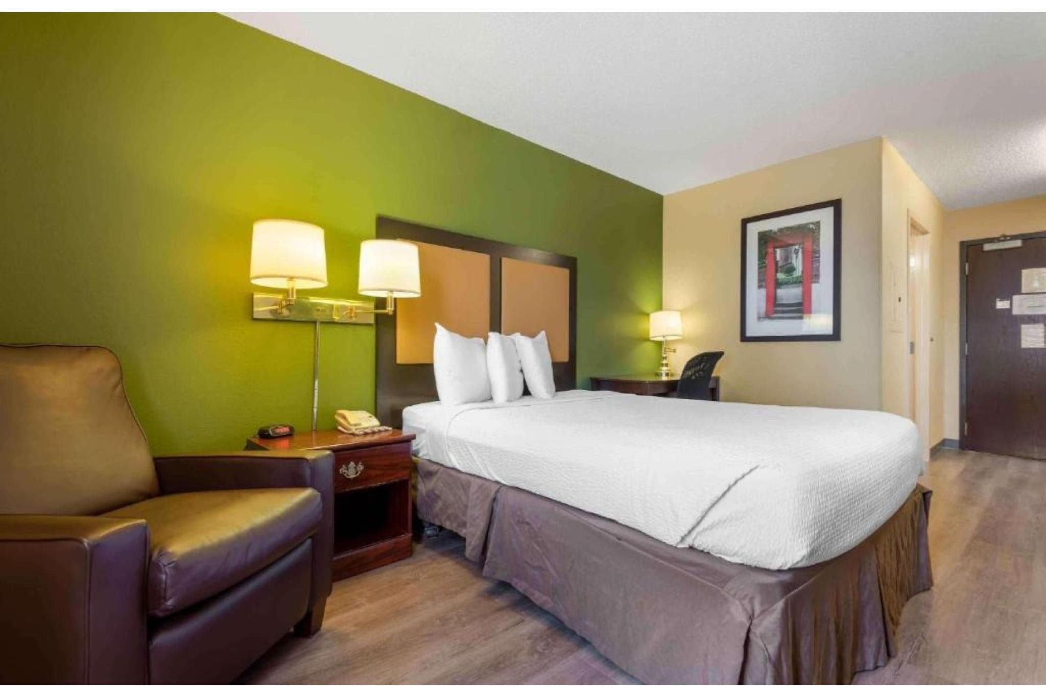 Studio 6 Corporate Extended Stay Buffalo Amherst NY photo 2