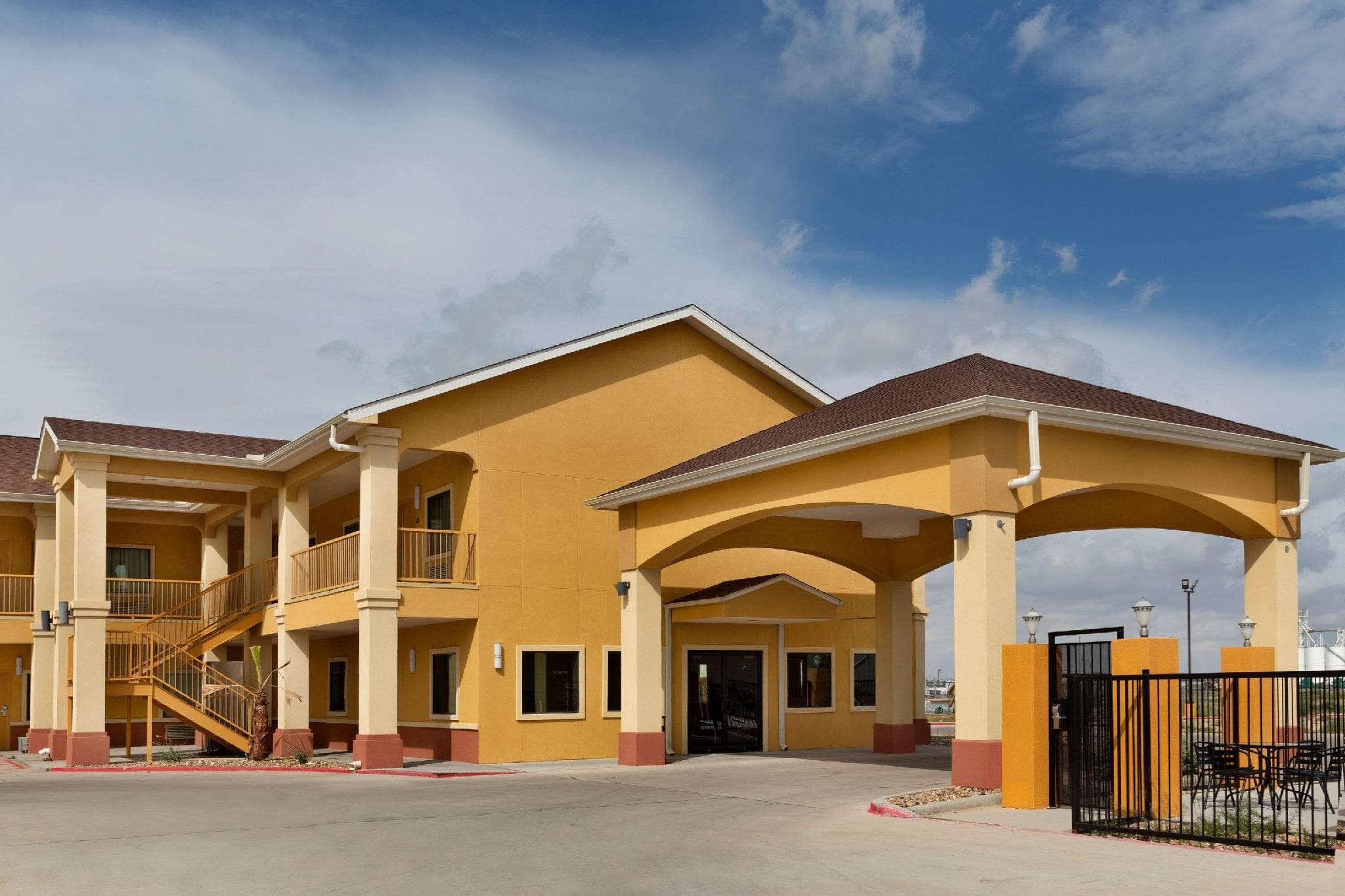 Days Inn by Wyndham Odessa photo 5