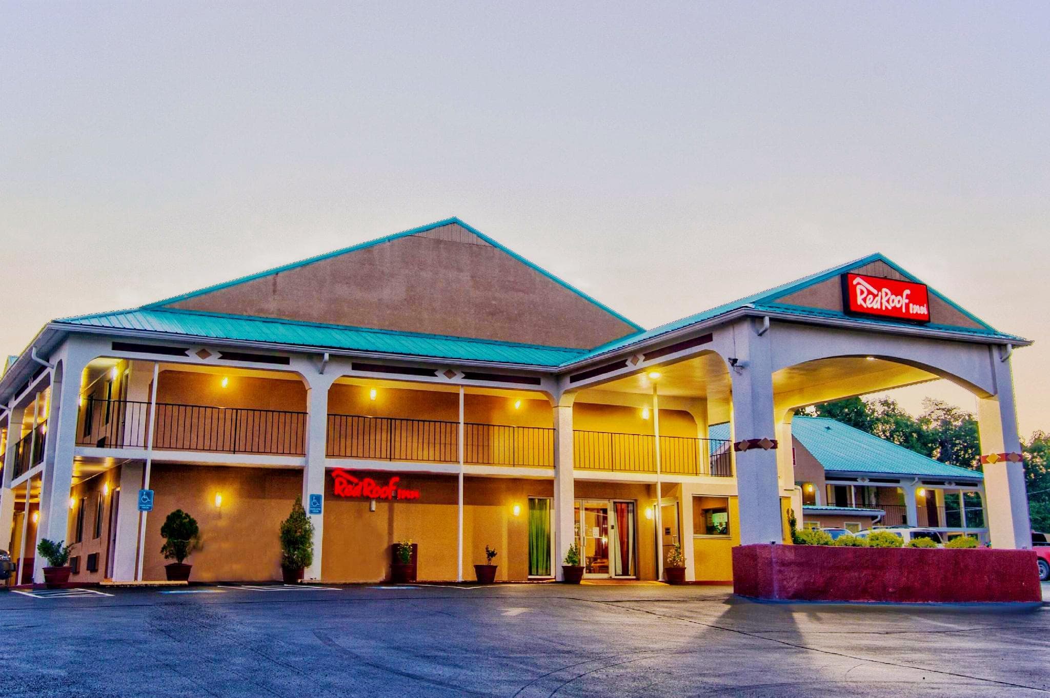 Red Roof Inn Crossville