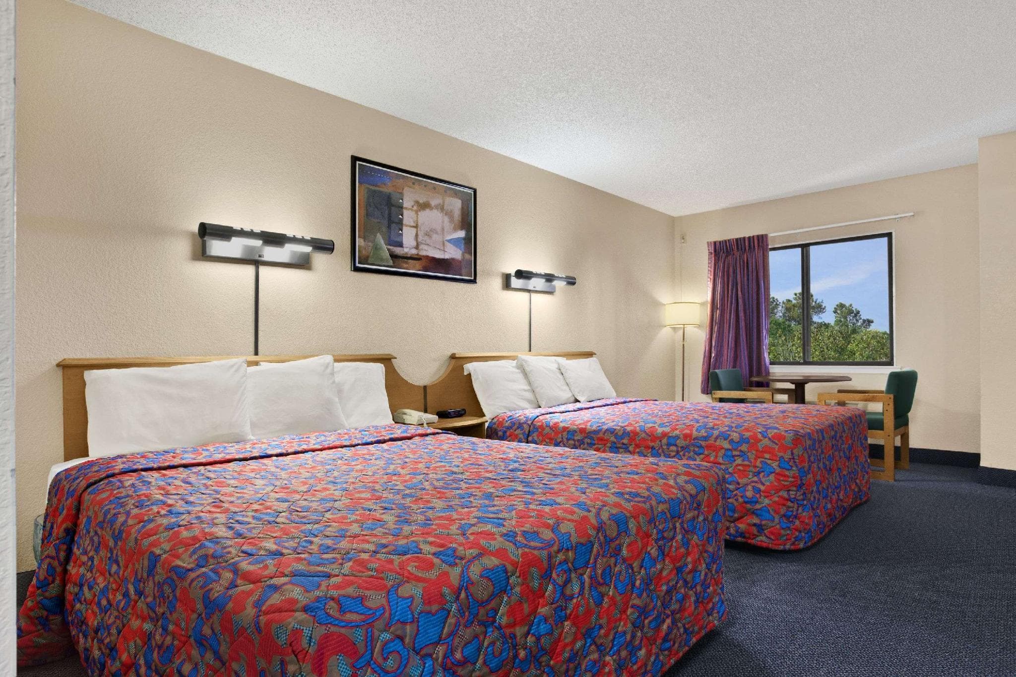 Days Inn by Wyndham Buena Park photo 2