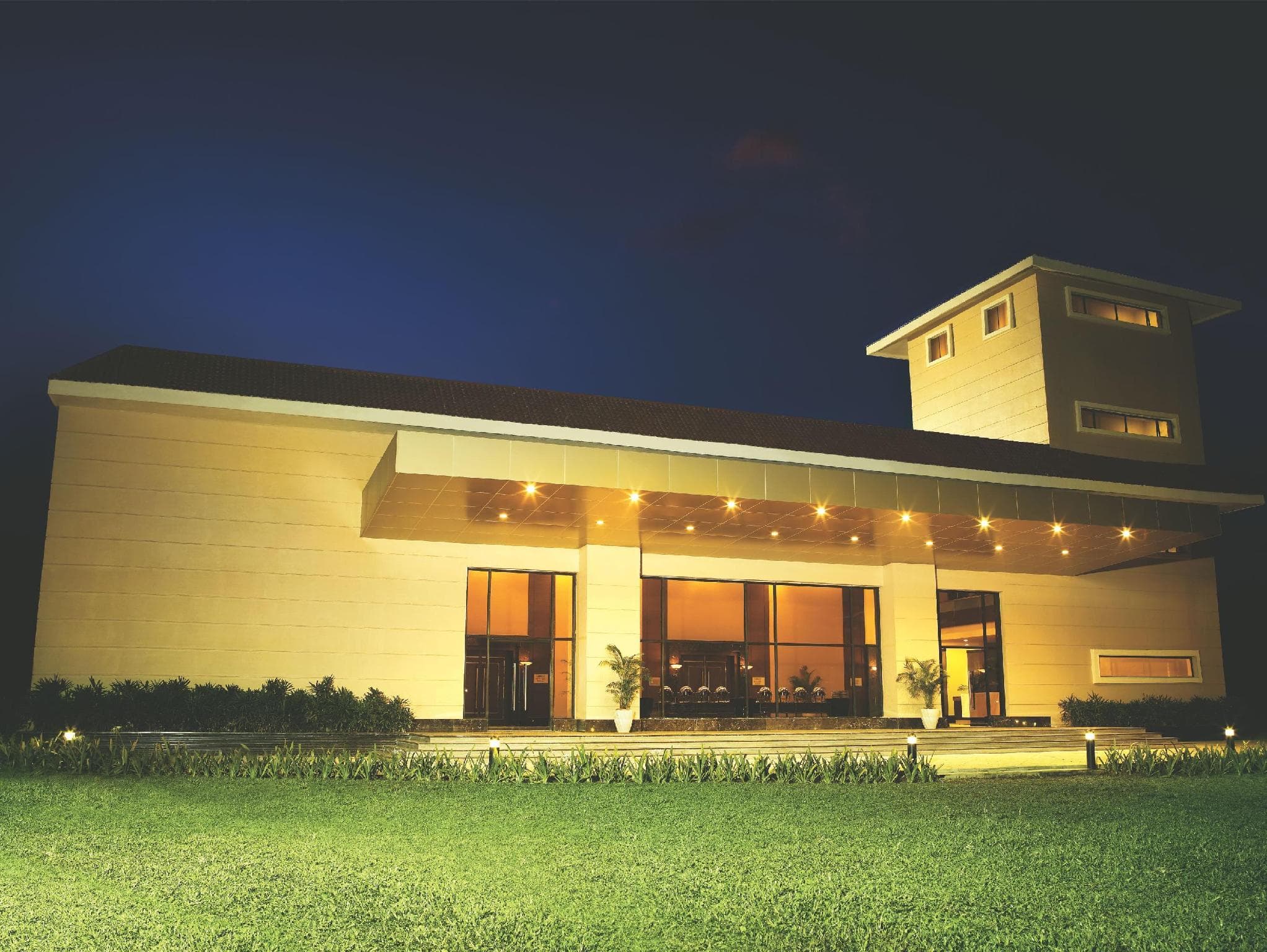 The Retreat - Hotel & Convention Centre photo 3