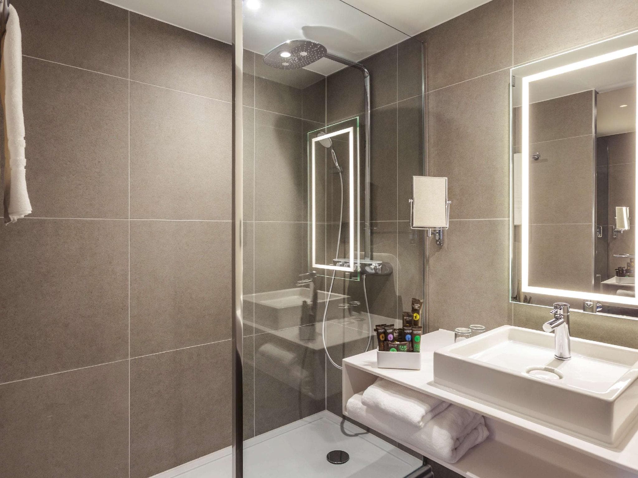 Novotel Cambridge North photo 2