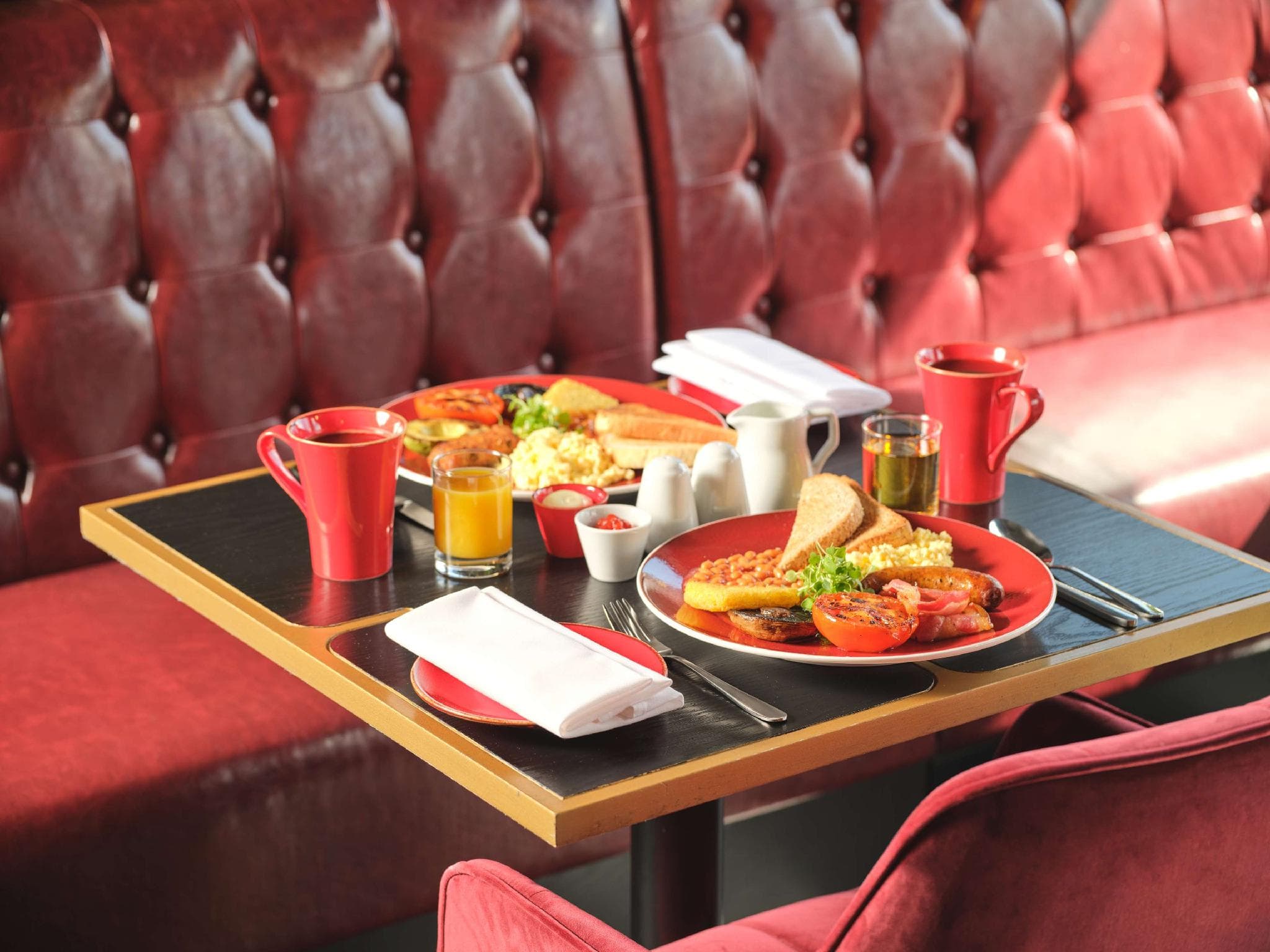 Radisson RED London Gatwick Airport photo 3