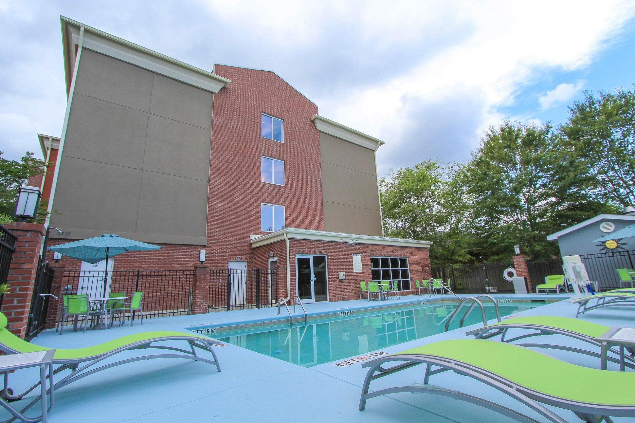Holiday Inn Express Hotel & Suites Charleston - North By IHG photo 5