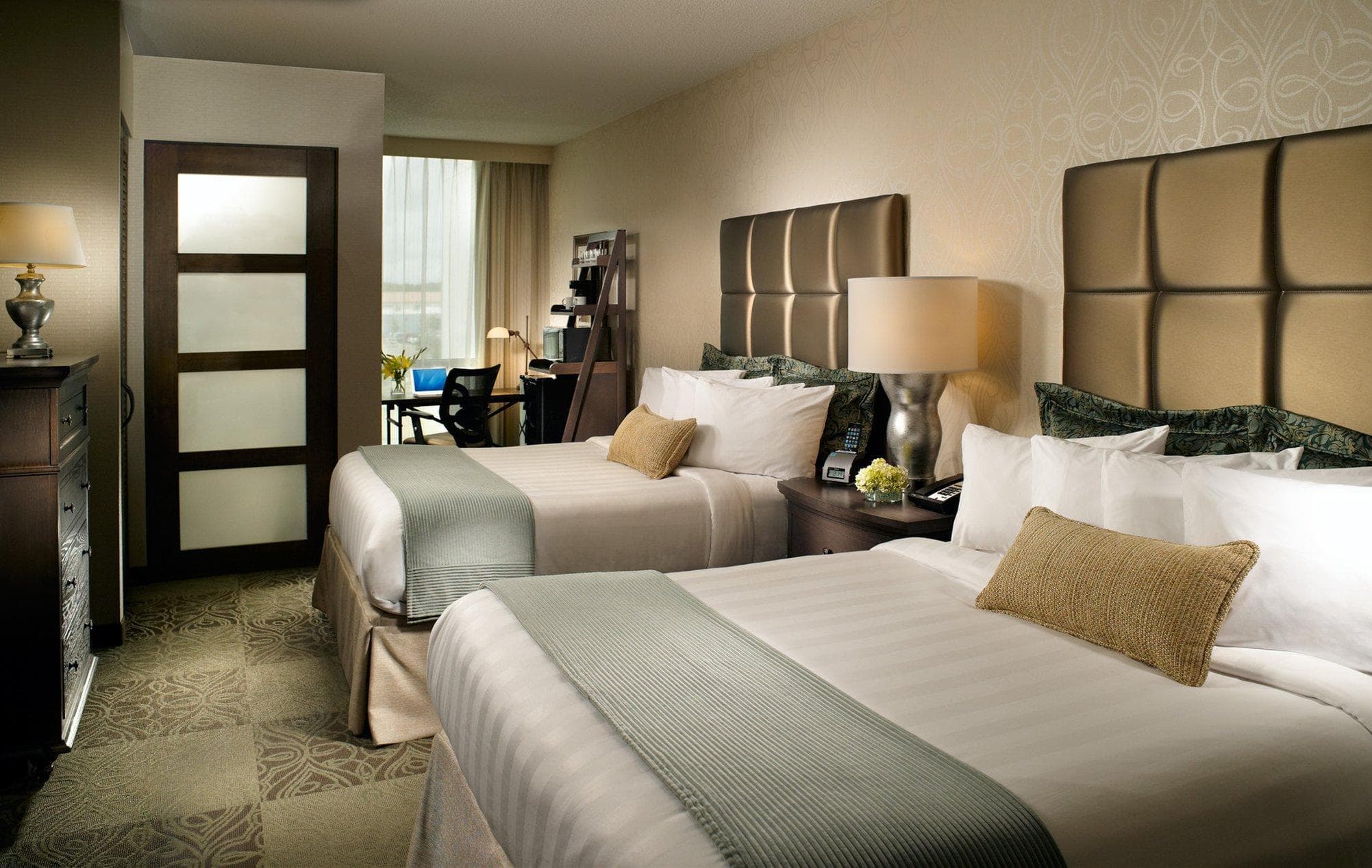 Crowne Plaza Charleston By IHG photo 2