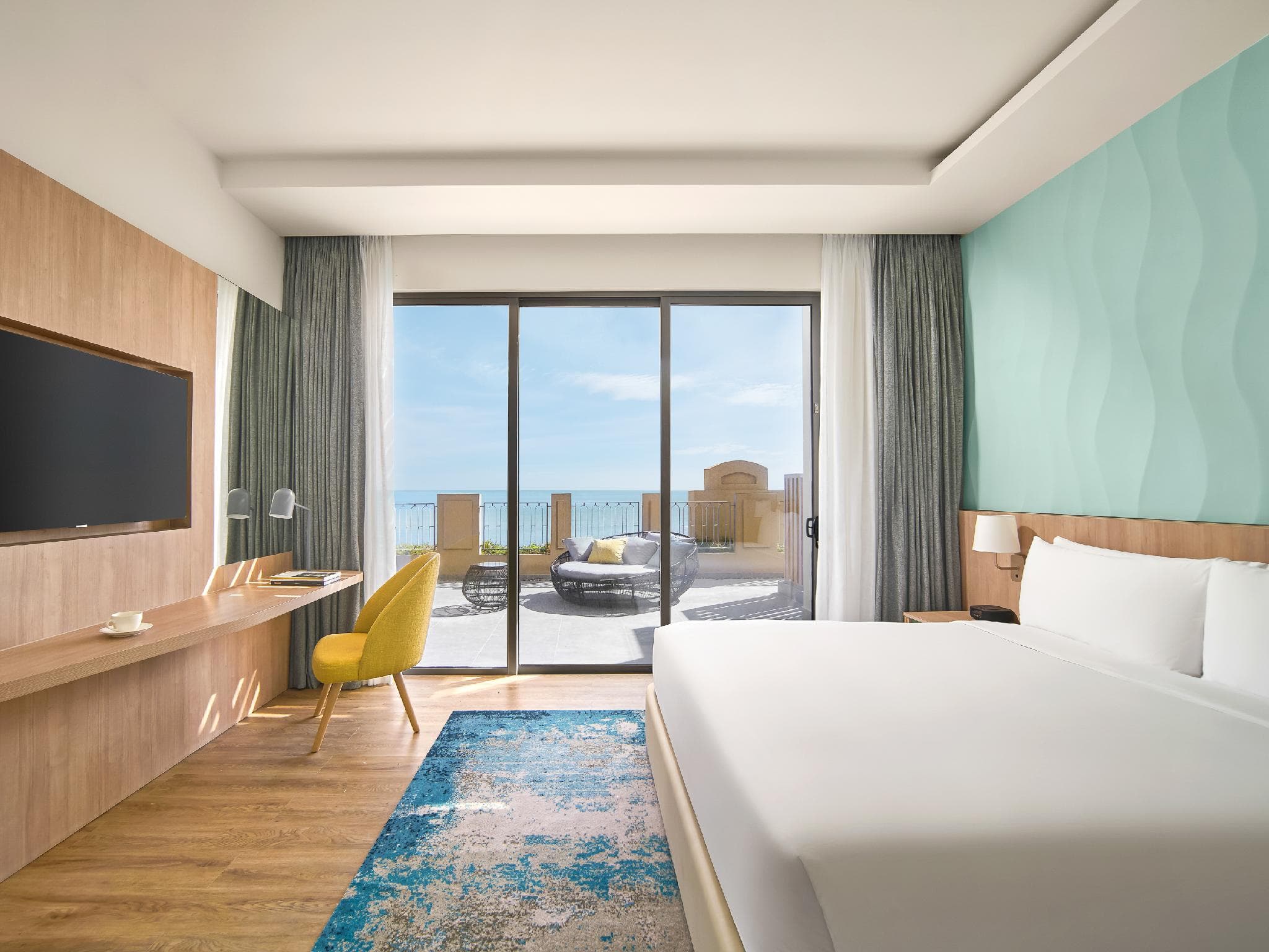 Holiday Inn Resort Ho Tram Beach By IHG photo 2