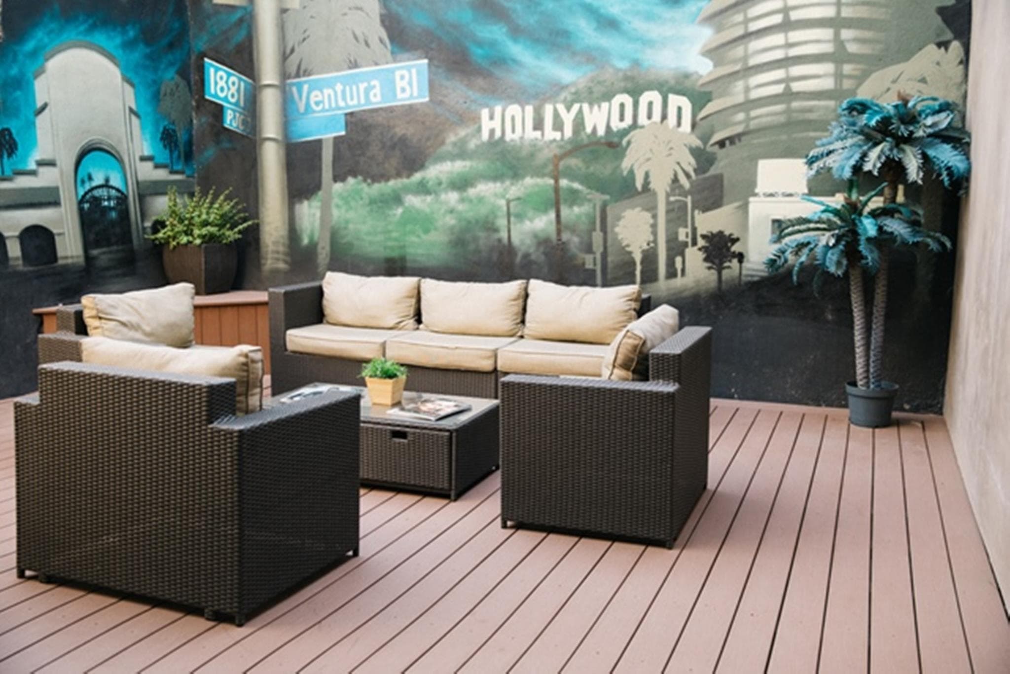 BLVD Hotel and Studios Universal-Hollywood, an Ascend Collection Hotel photo 5