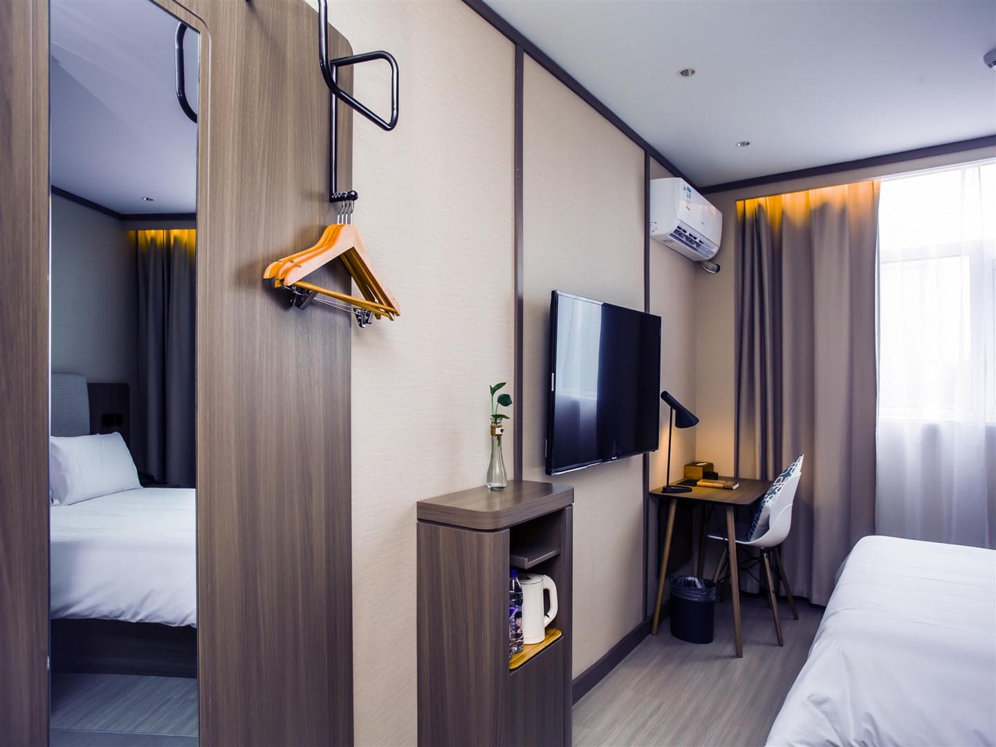 Hanting Hotel Linyi Luozhuang Baoli Fortune Plaza photo 3