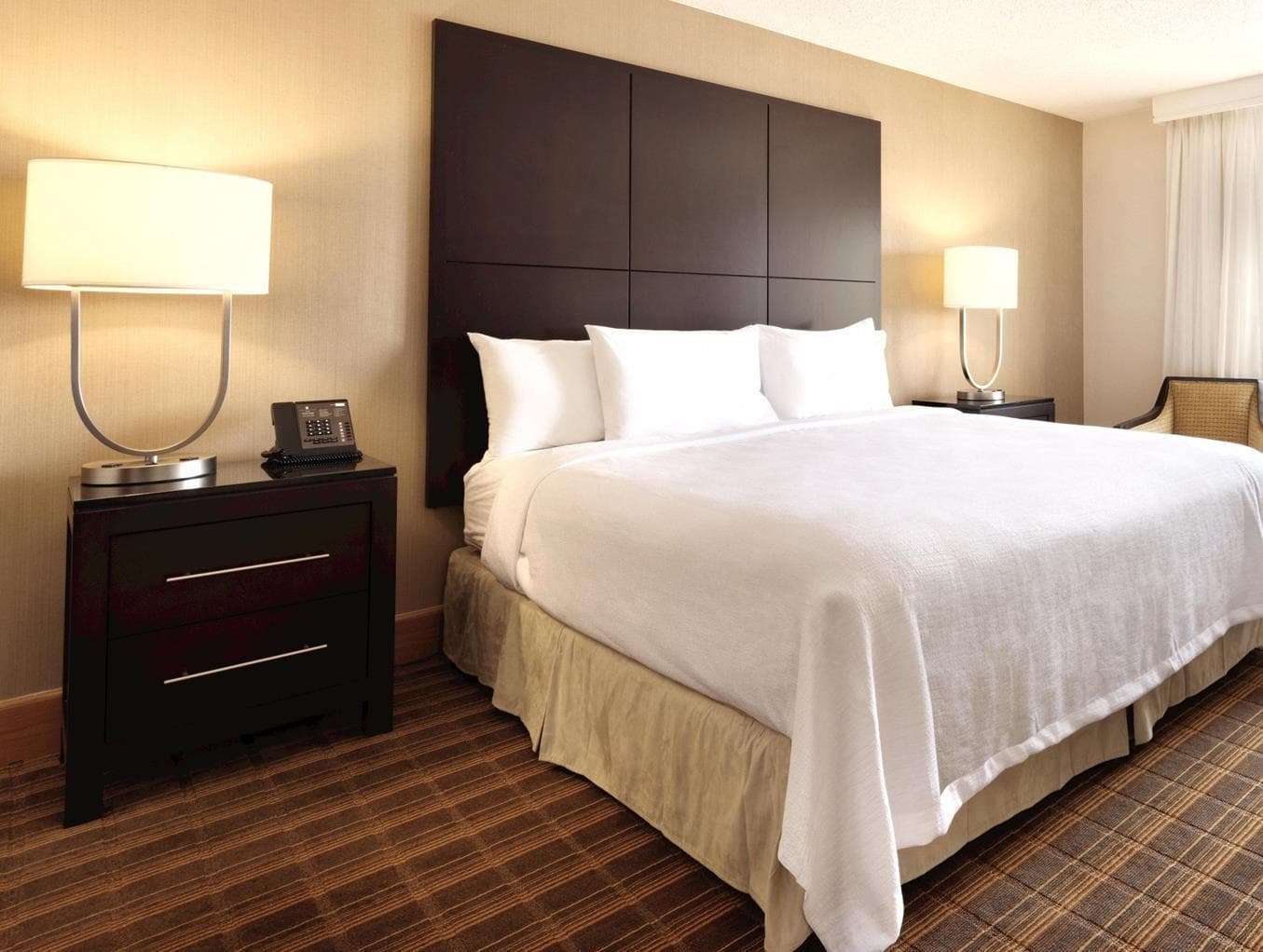 Embassy Suites by Hilton Greenville Golf Resort & Conference Center photo 2