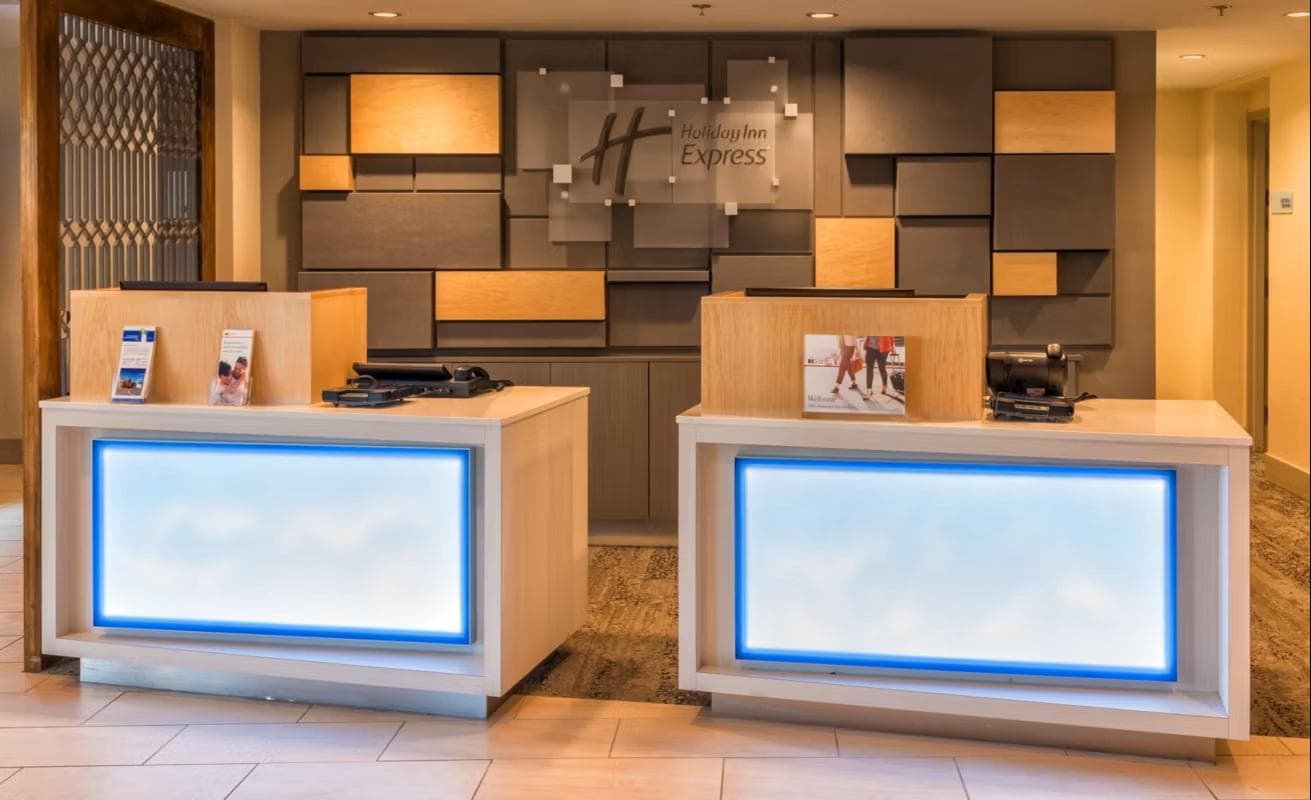 Holiday Inn Express Charleston US Highway 17 & I-526 By IHG