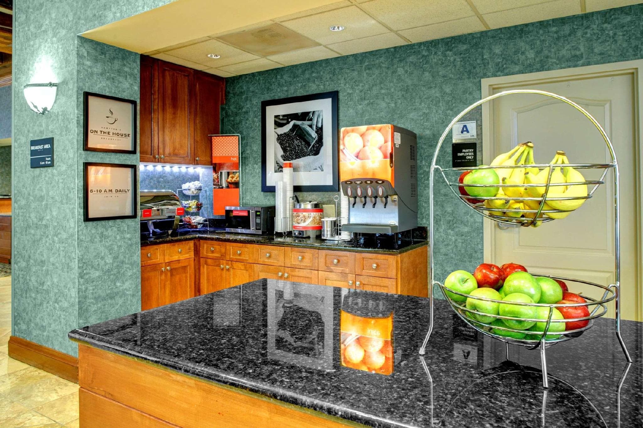 Hampton Inn & Suites Greenville-Downtown-RiverPlace photo 3