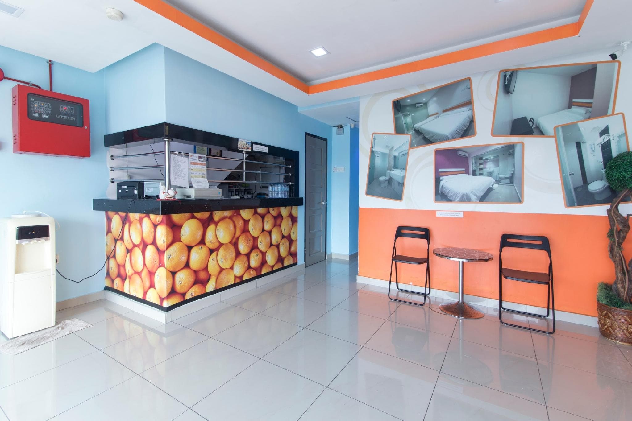 Super OYO 90296 Red Orange Hotel Port Klang photo 3