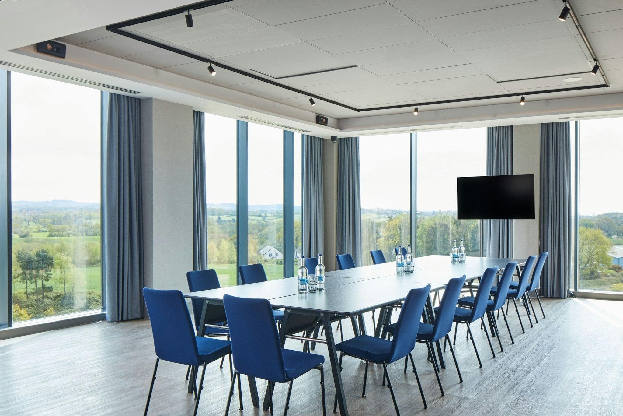Courtyard by Marriott Exeter Sandy Park photo 4
