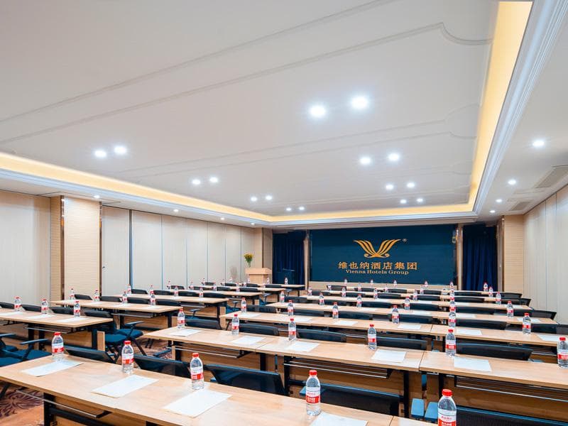 Vienna Hotel Anhui Huainan Government Affairs Center South High-Speed Railway Station photo 5