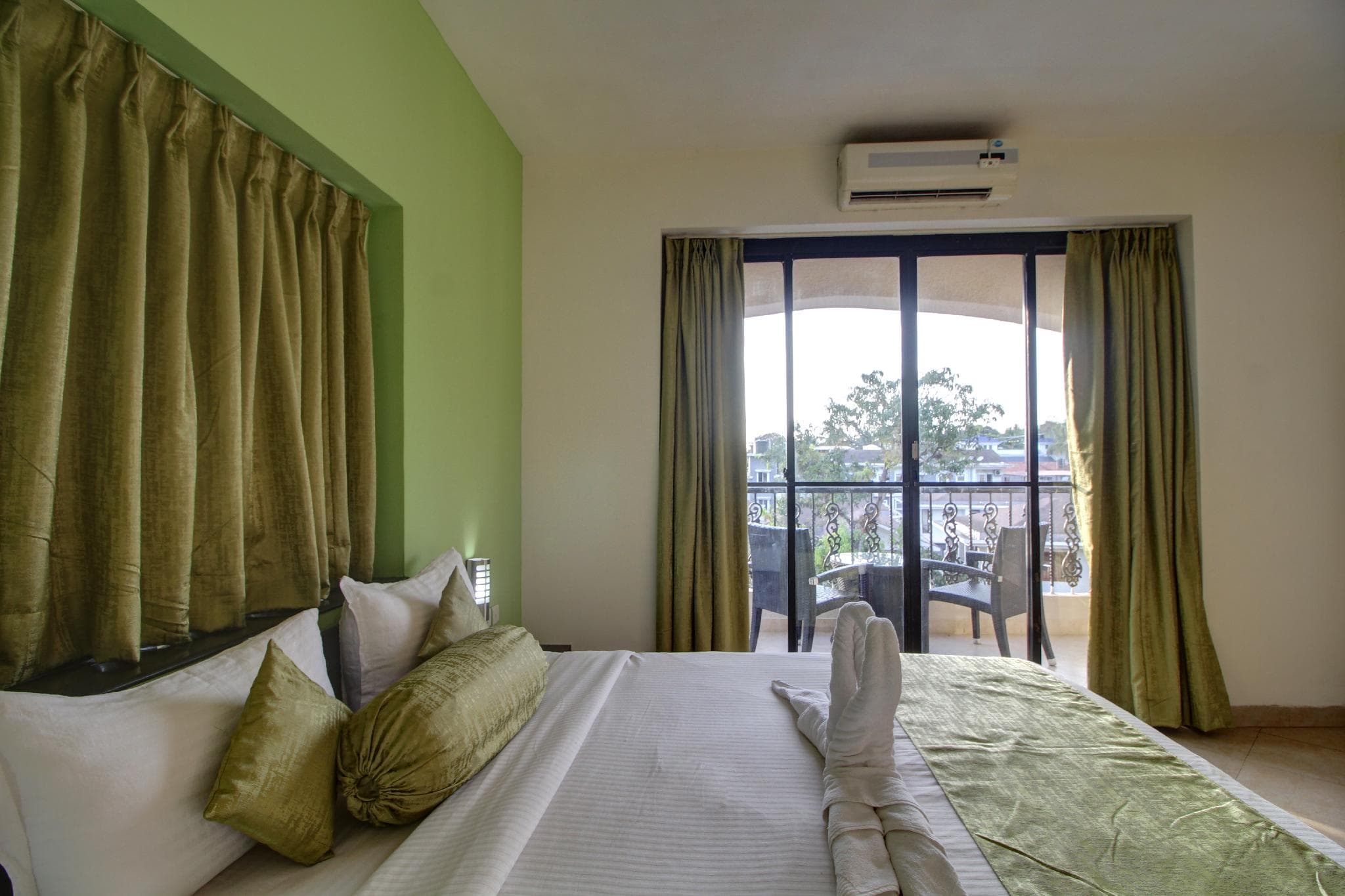 Royale Assagao Resort photo 2