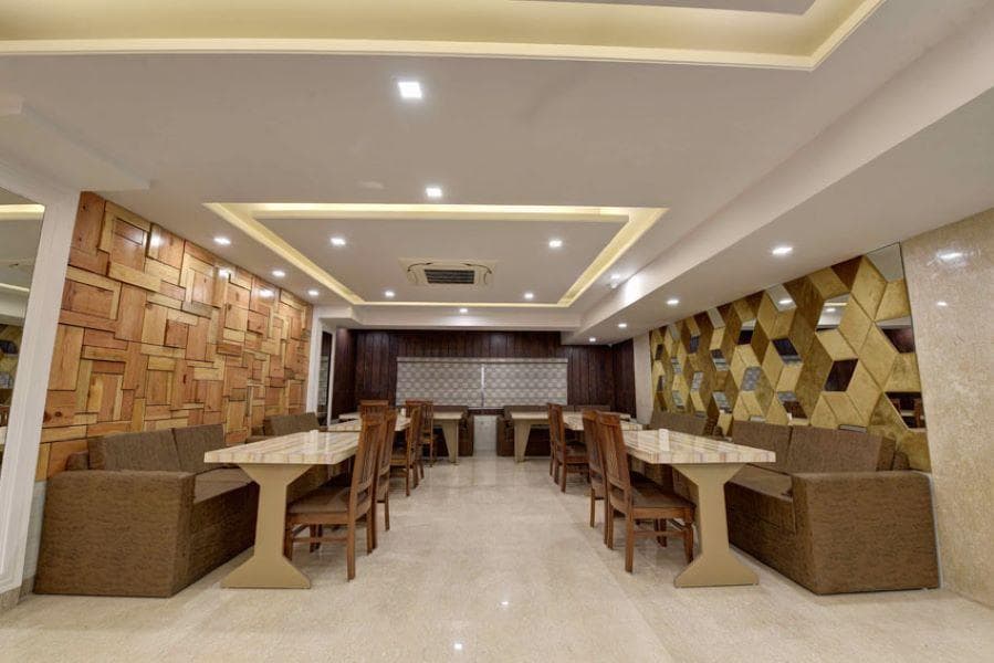 Golden Tree Hotel photo 5