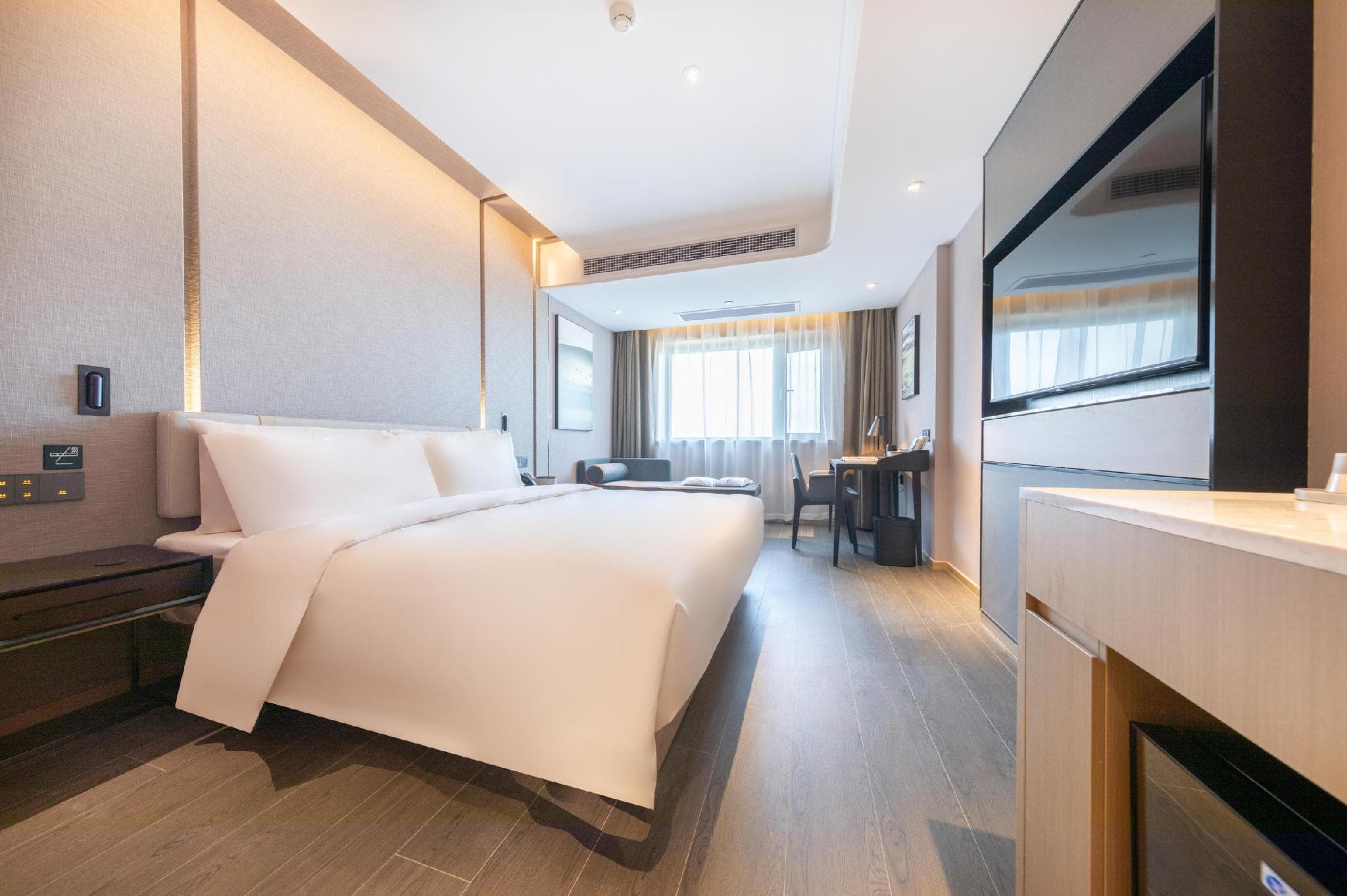 Atour Hotel Anqing Wuyue Plaza photo 2