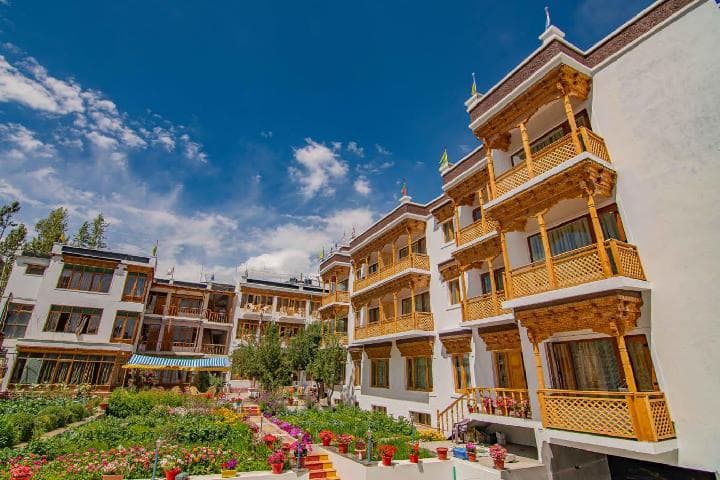 Hotel Jigmet photo 2