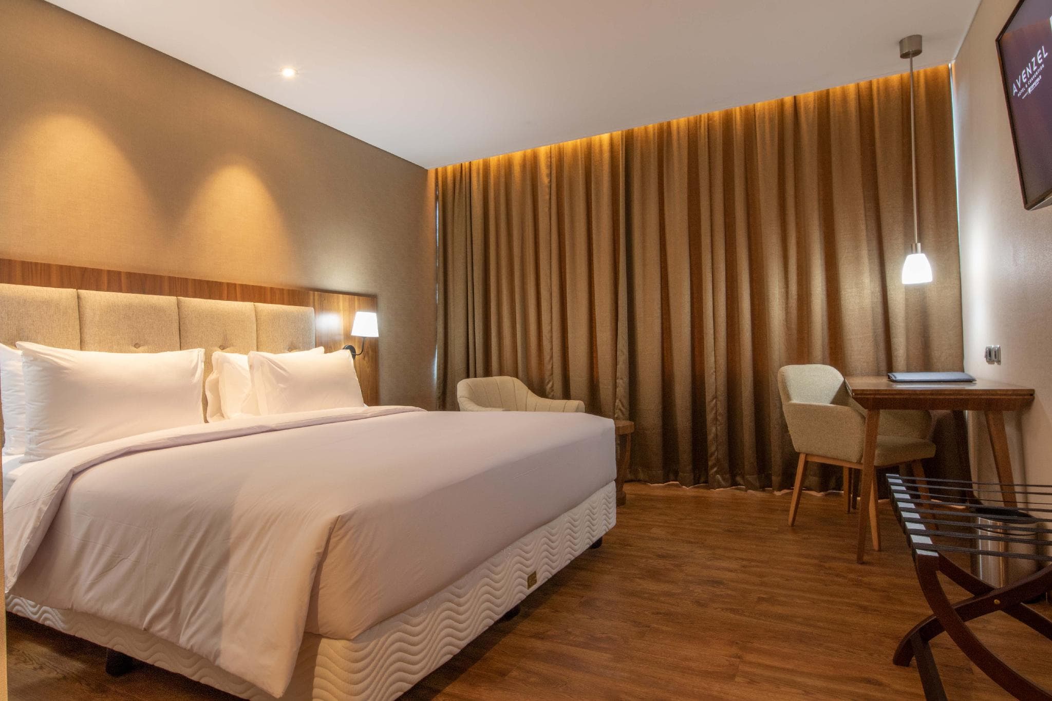 Avenzel Hotel & Convention Cibubur photo 2