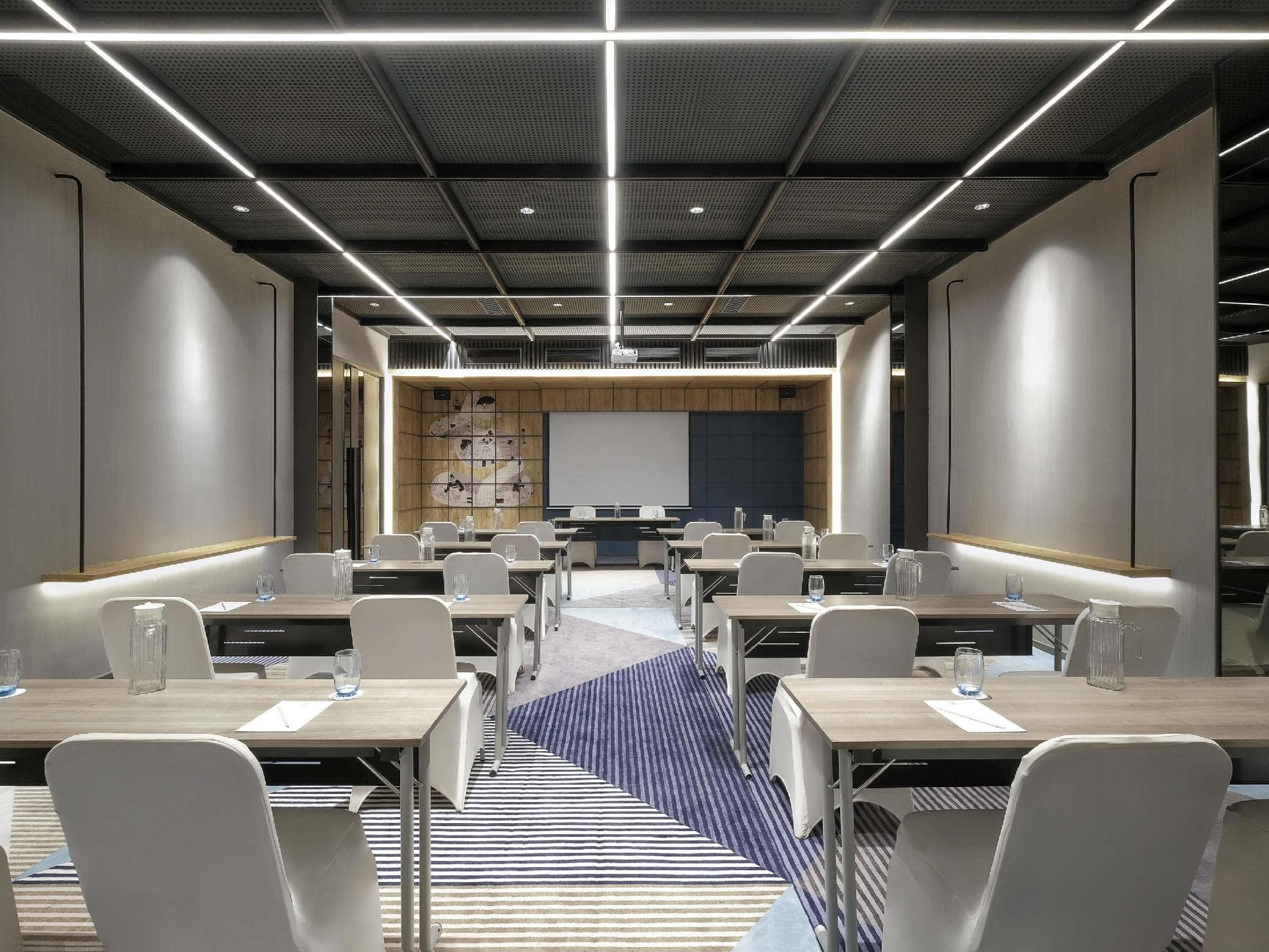 ibis Surabaya Tidar photo 4