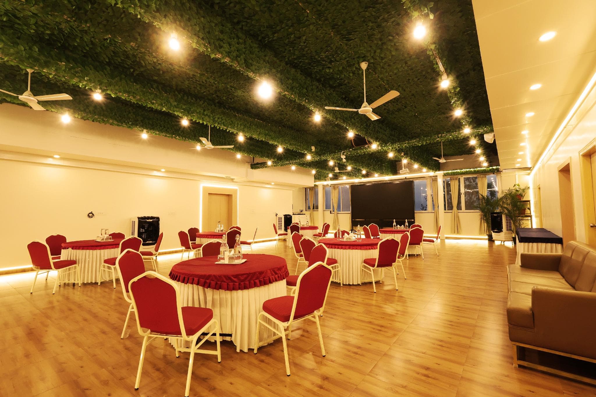 Grand Regency Rajajinagar, Iskcon Temple - World Trade Centre photo 5