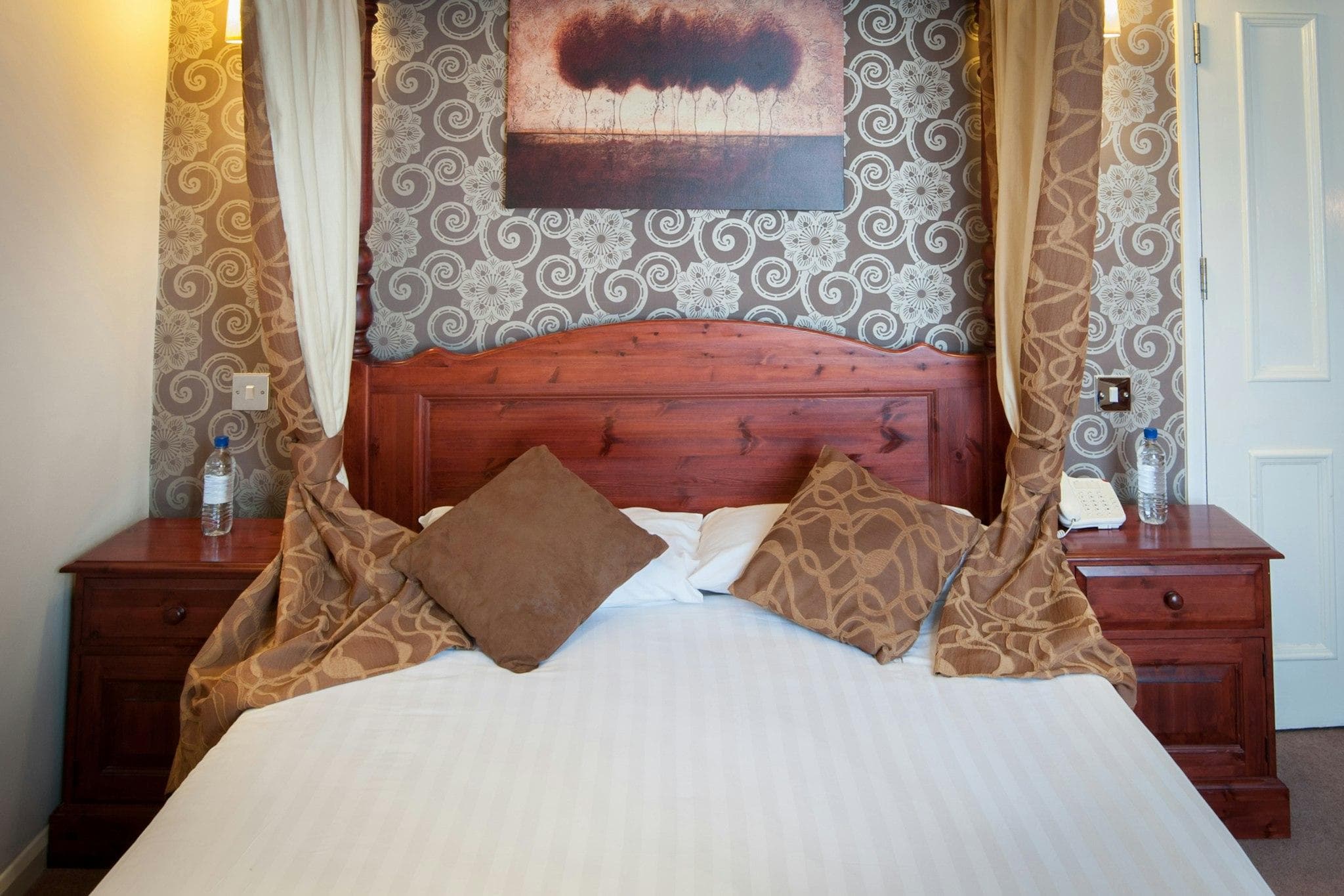 White Hart Hotel by Marston's Inns photo 5