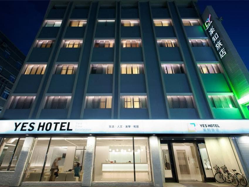 Yes Hotel
