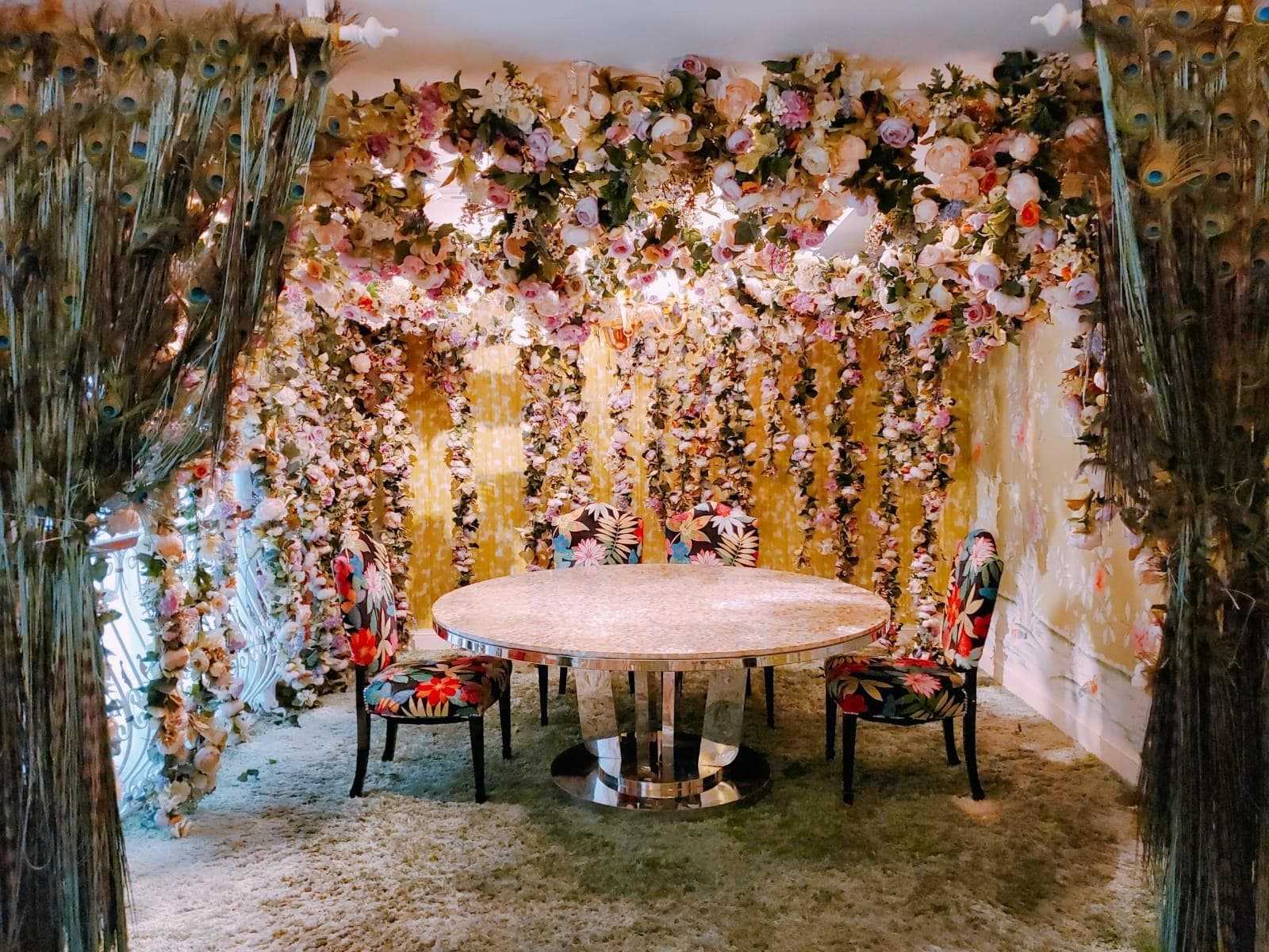 The Luxe Manor photo 5