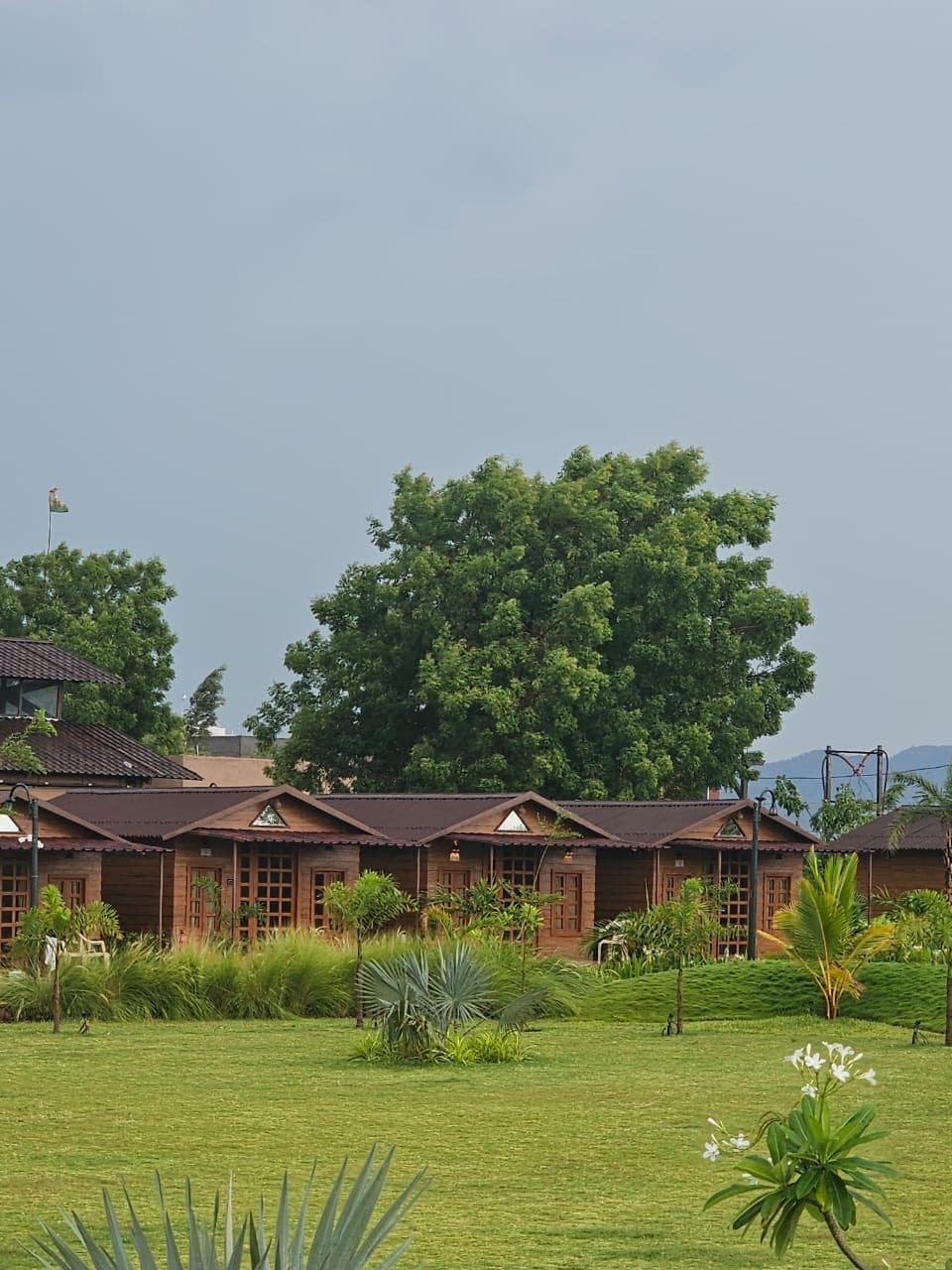 Nirvana Resort and Restaurant