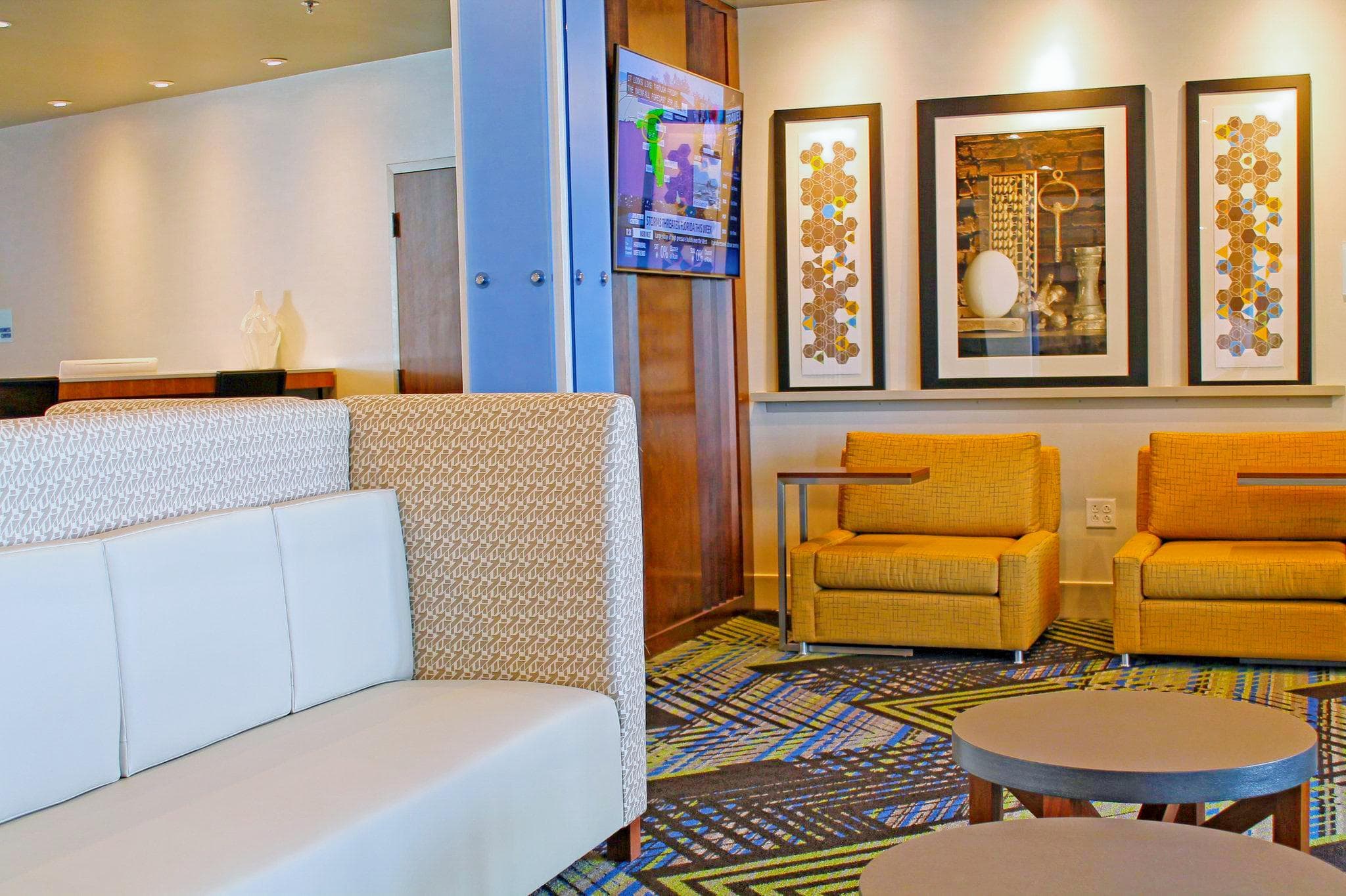 Holiday Inn Express & Suites St. Louise South I-55 By IHG photo 4