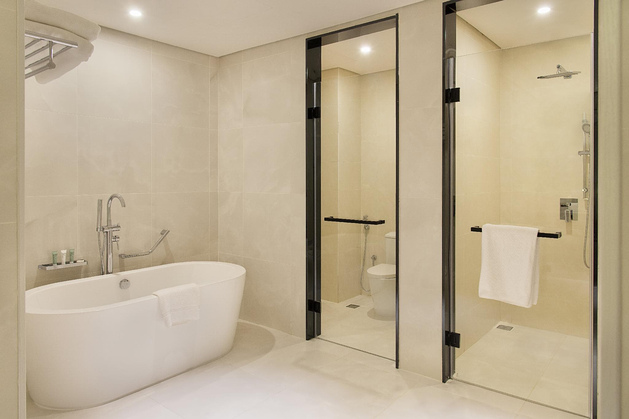 Asiana Grand Hotel photo 2