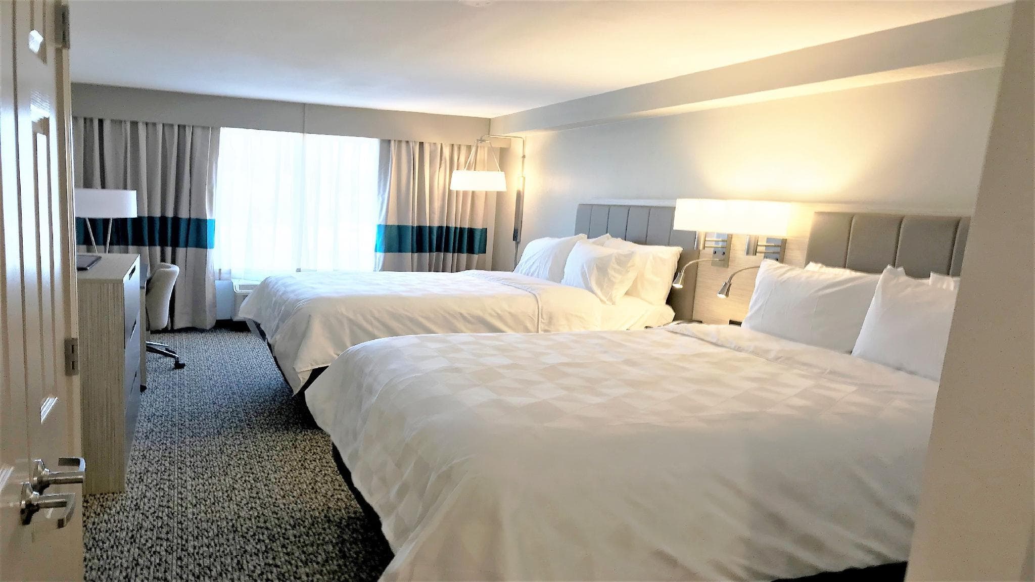 Holiday Inn Knoxville N - Merchant Drive By IHG photo 3