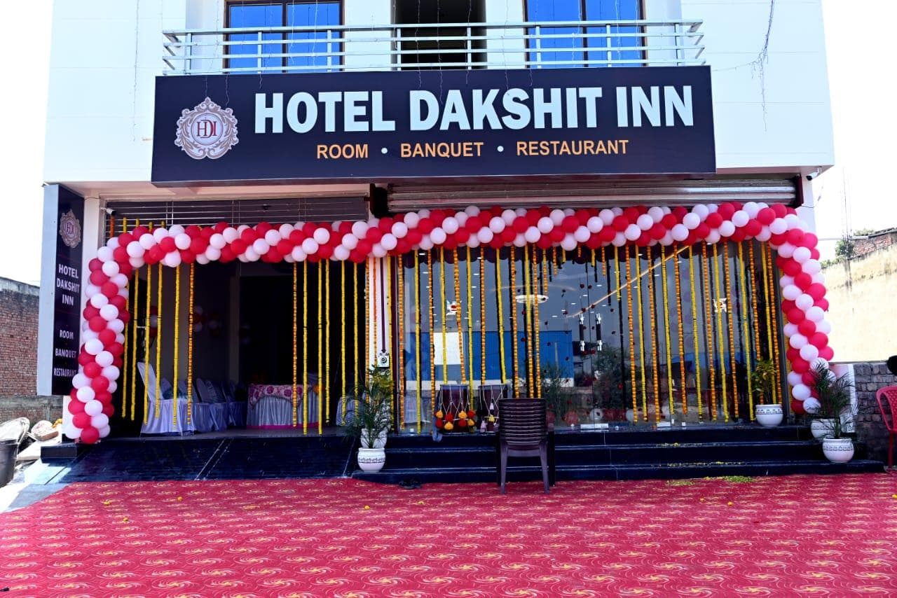 HOTEL DAKSHIT INN