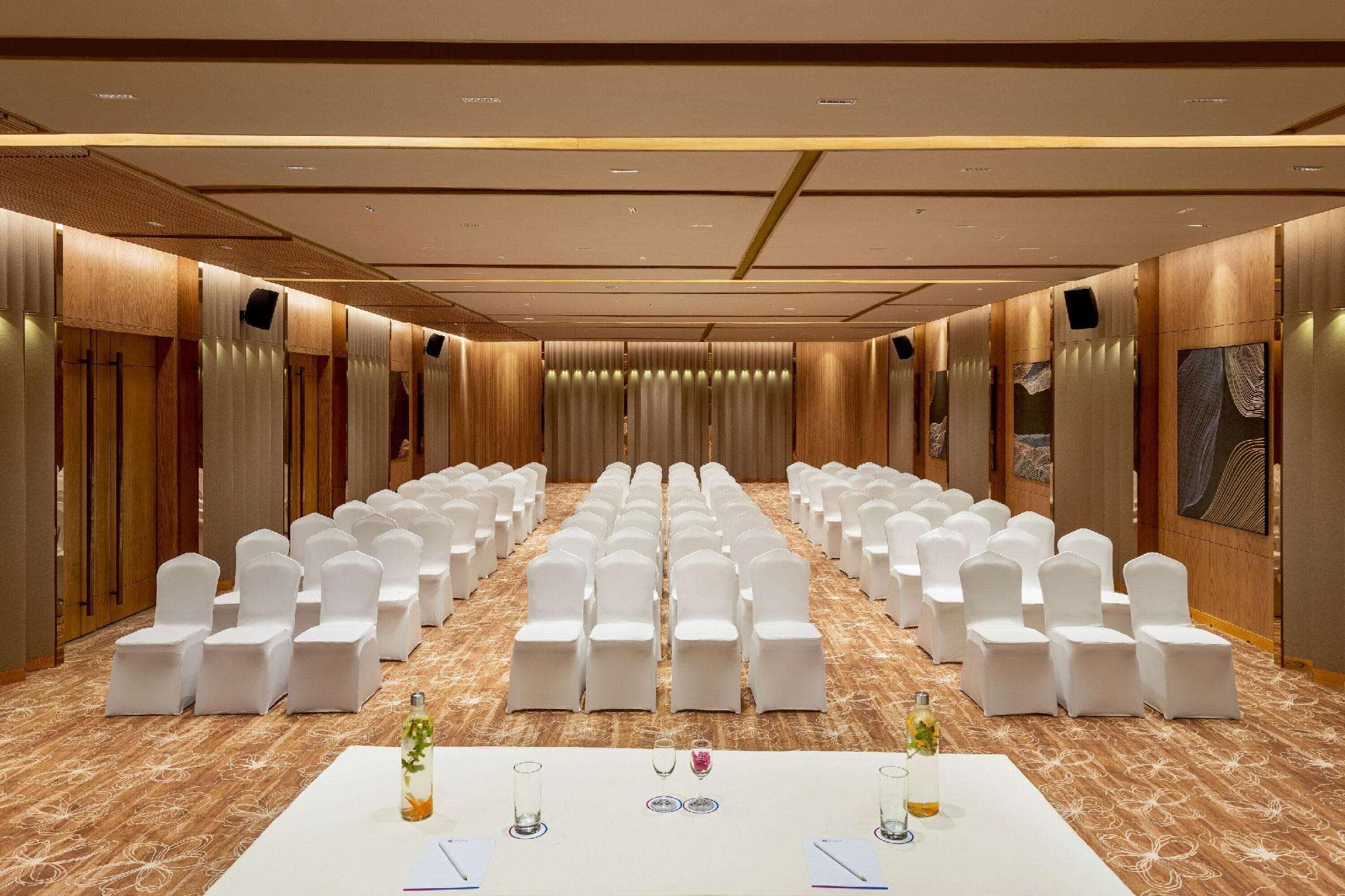 Ramada Encore by Wyndham Indore Nipania photo 3