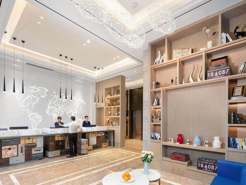 Kyriad Marvelous Hotel Shenzhen Airport Gushu Metro Station photo 2