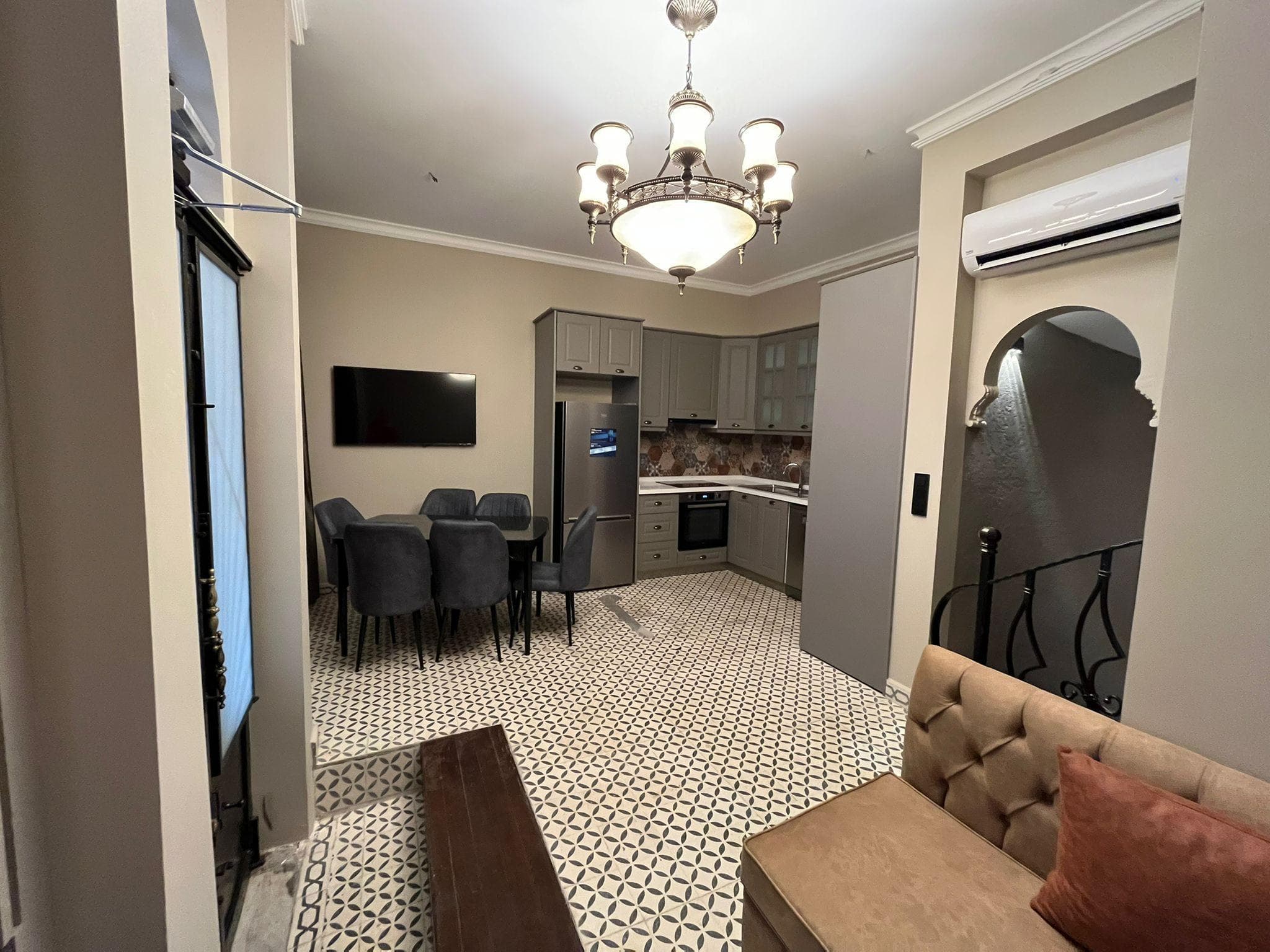 The House Company photo 5
